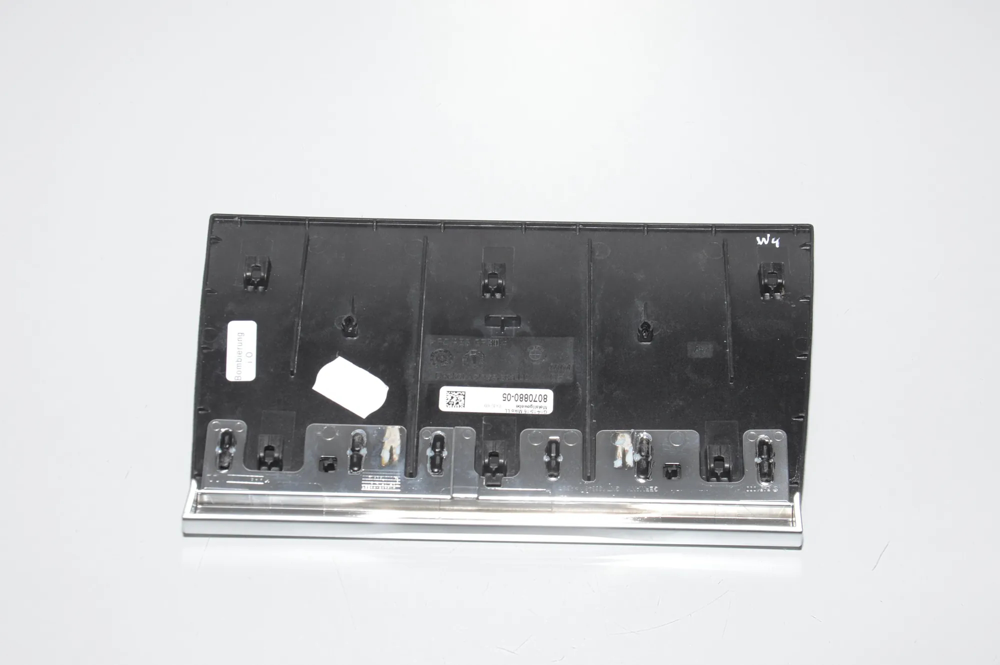 Other Trim Parts – OEM 8070880 · BMW 8 Cabrio (G14, F91) BMW 8 Cabrio (G14, F91) 840 d xDrive 2018 – 3