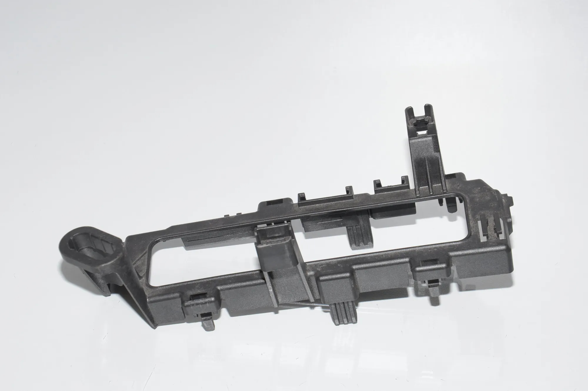 Bracket – OEM 12907857152 · BMW M8 Coupe F92 BMW M8 Coupe F92 (G15, F92) M8 2019 – 2