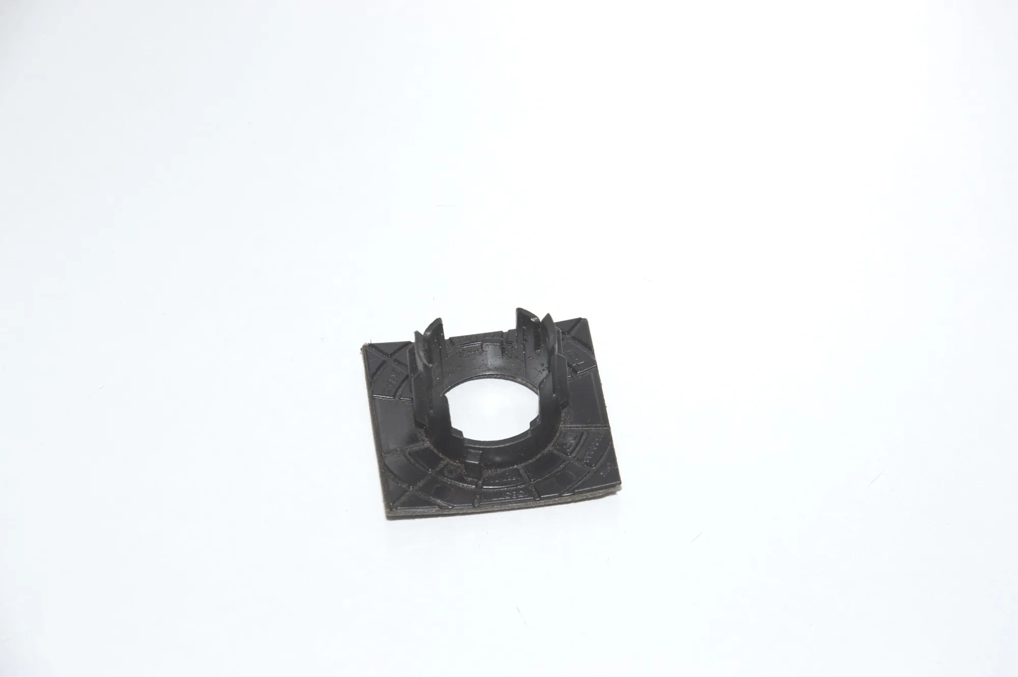 Parking Sensor Holder – OEM 7422258 · BMW 3 Touring (F31) 320 d 2017 – 3