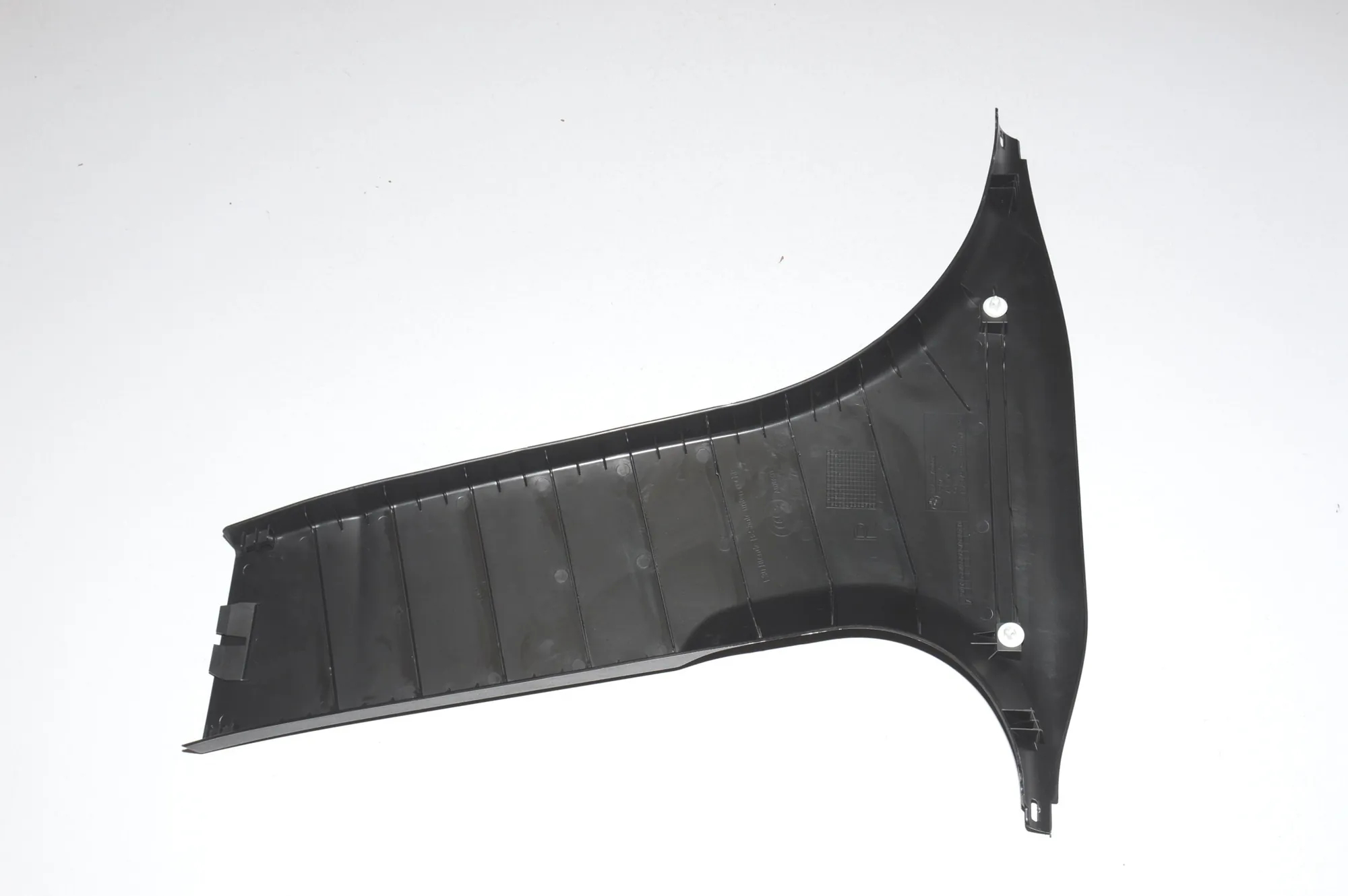 Right Side B Pillar Trim – OEM 7221002 · BMW 3 Touring (F31) 320 i 2013 – 3