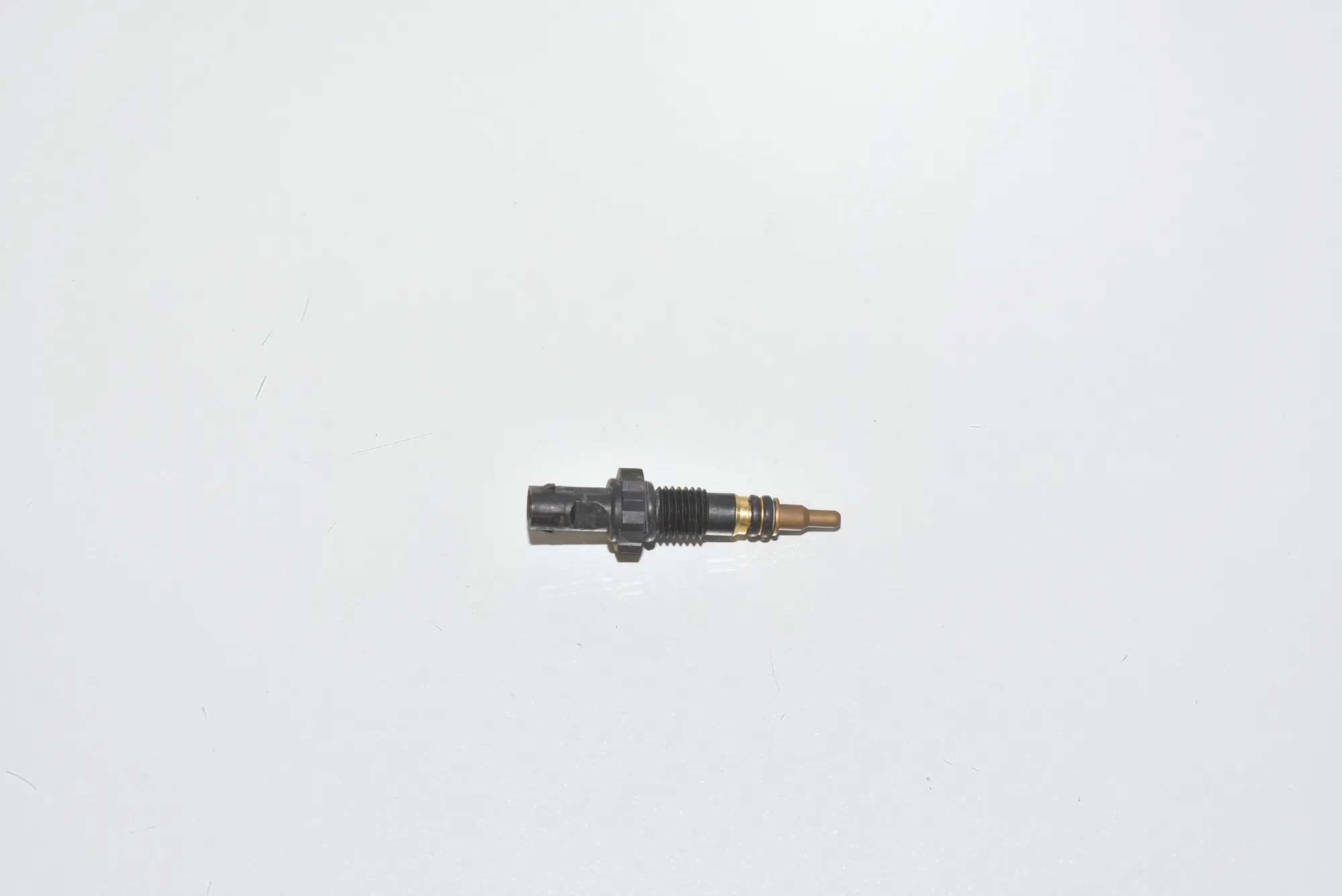 Coolant Temperature Sensor – OEM 13627797957 · BMW 1 (E81) 123 d 2011 – 3