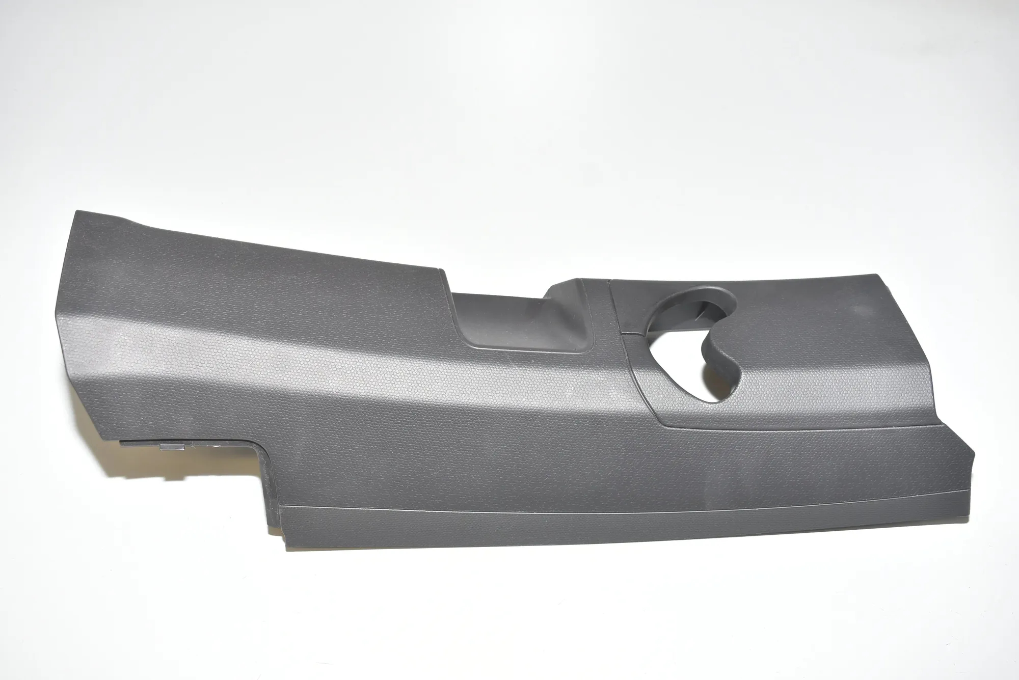 Right Side B Pillar Trim – OEM 51427287936 · BMW i3 (I01) Hybrid 2014 – 2