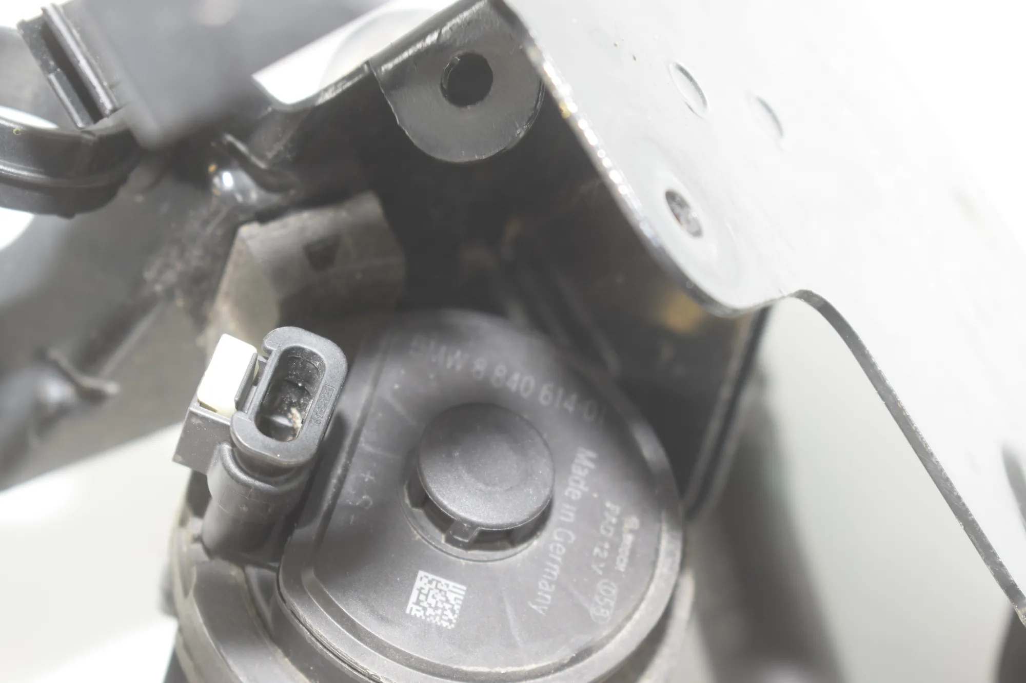 Auxiliary Water Pump – OEM 8840614 · BMW iX3 (G08) BMW iX3 (G08) Electric (286 HP) 2020 – 5