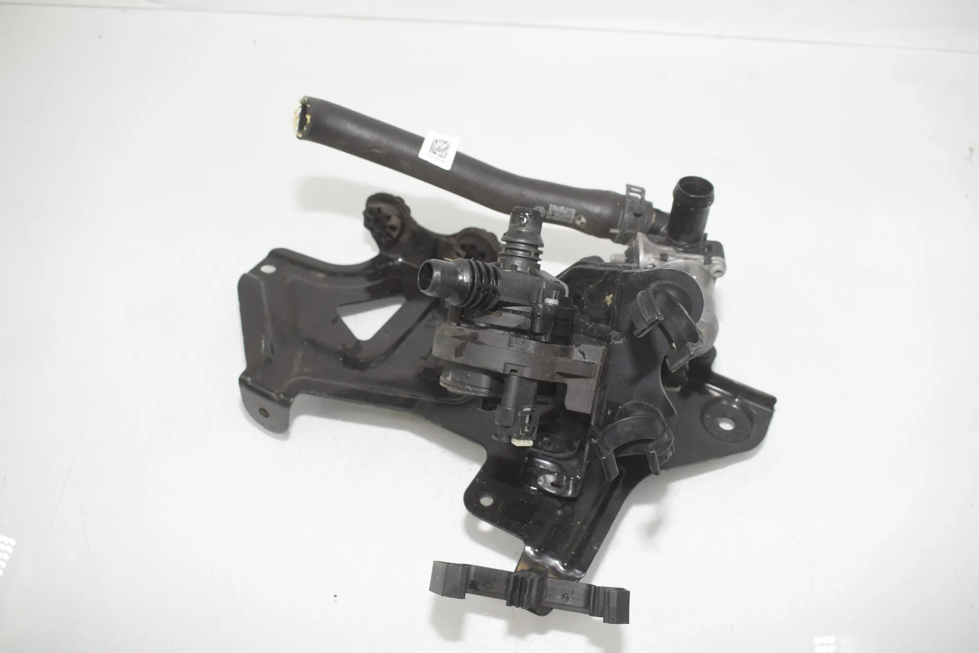 Auxiliary Water Pump – OEM 8840614 · BMW iX3 (G08) BMW iX3 (G08) Electric (286 HP) 2020