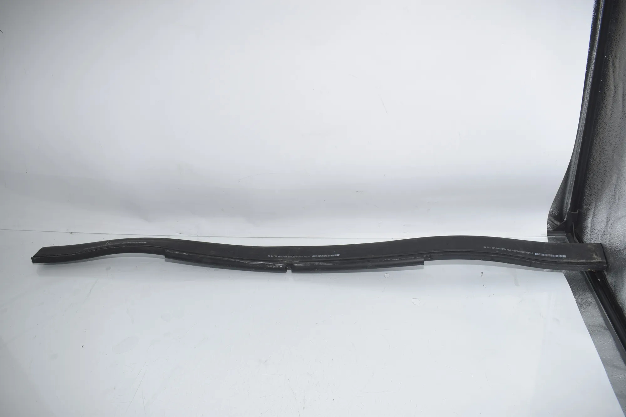 Engine Rubber Seal – OEM 7397486 · BMW iX3 (G08) BMW iX3 (G08) Electric (286 HP) 2020