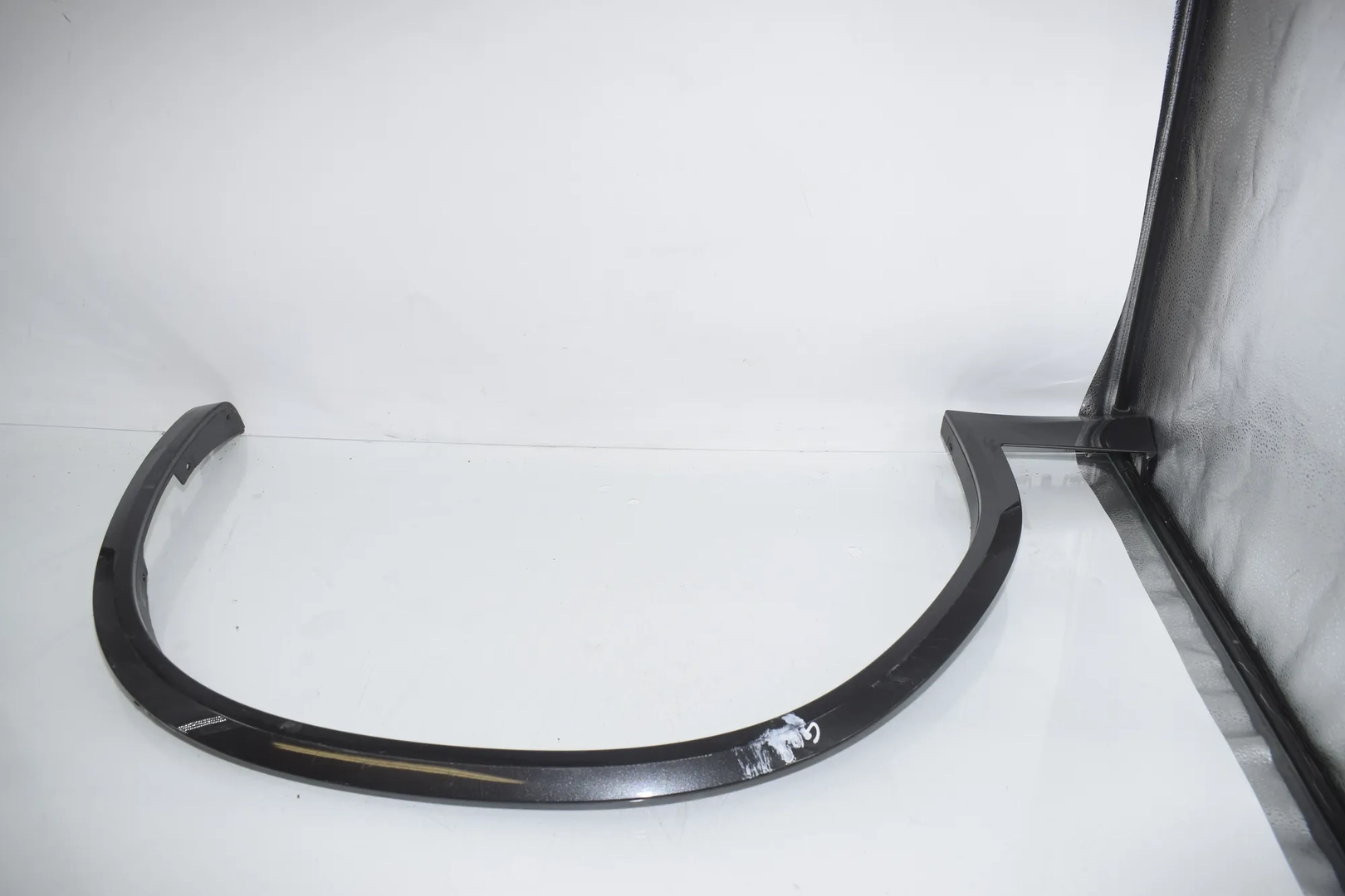 Front Right Fender Arch Trim – OEM 8064822 · BMW iX3 (G08) (2020 -) Electric (286 HP) (2020 -, 210 kW) 2020 – 2