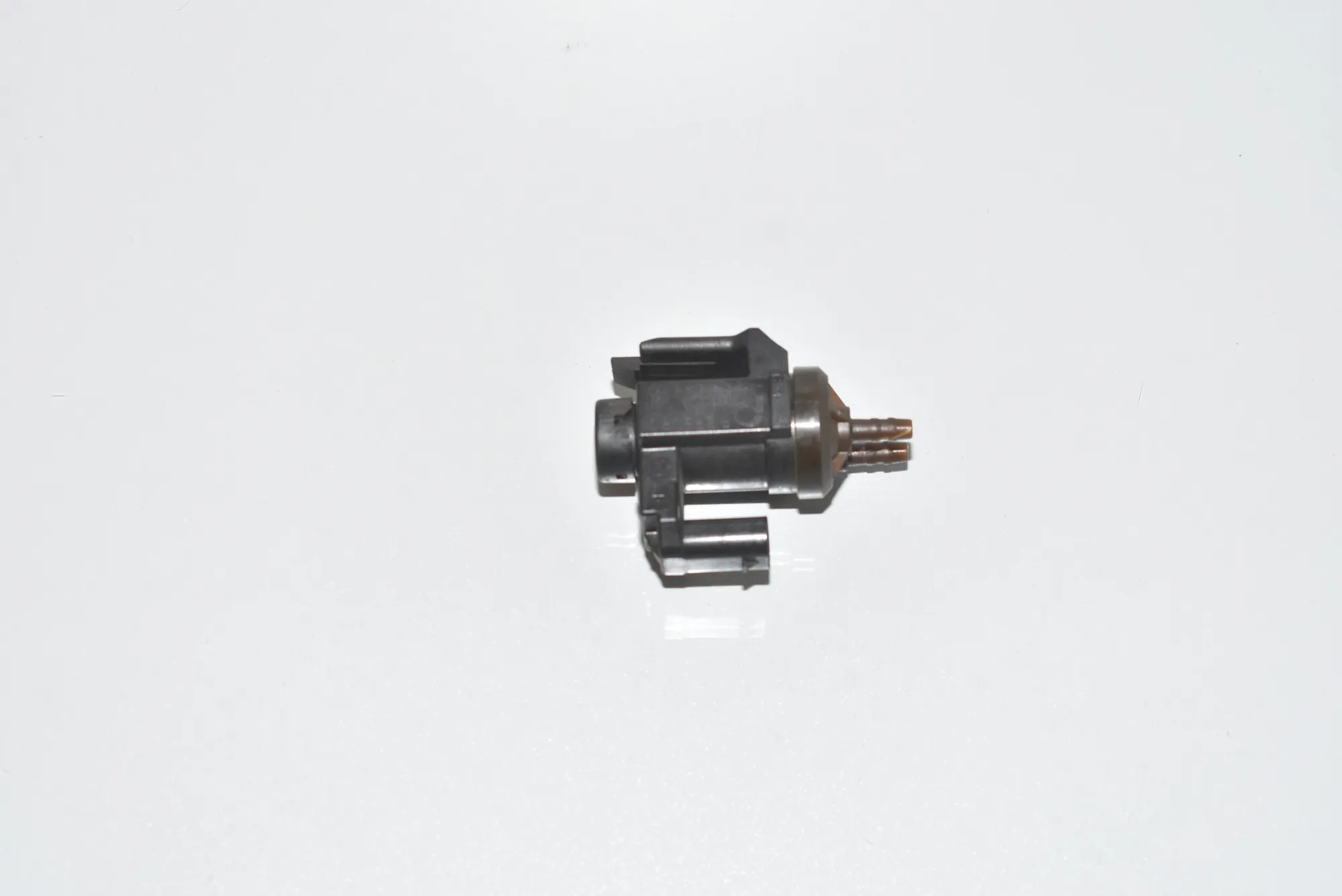 Solenoid Valve – OEM 8570591 · BMW X3 (G01, F97) (2017 - -) xDrive 30d 2018 – 3