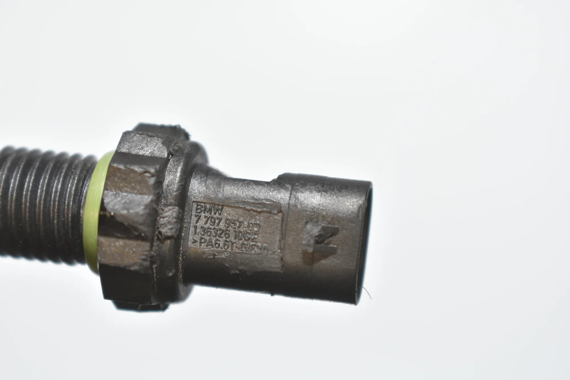 Coolant Temperature Sensor – OEM 7797957 · BMW X3 (G01, F97) (2017 - -) xDrive 30d 2018 – 4