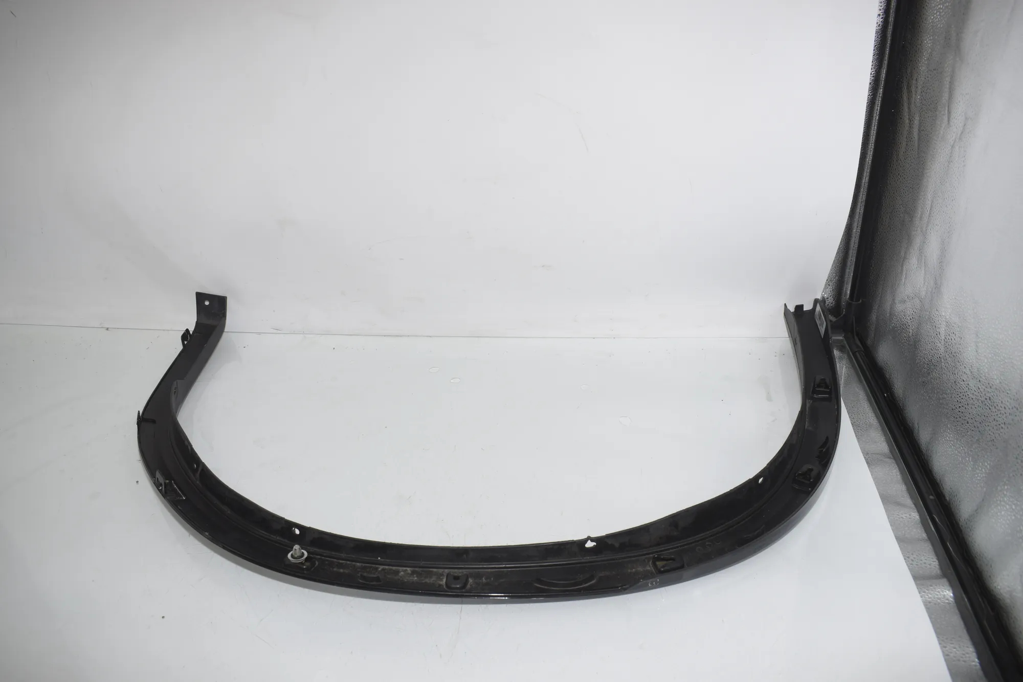 Rear Right Fender Arch Trim – OEM 8064828 · BMW iX3 (G08) BMW iX3 (G08) Electric (286 HP) 2020 – 2
