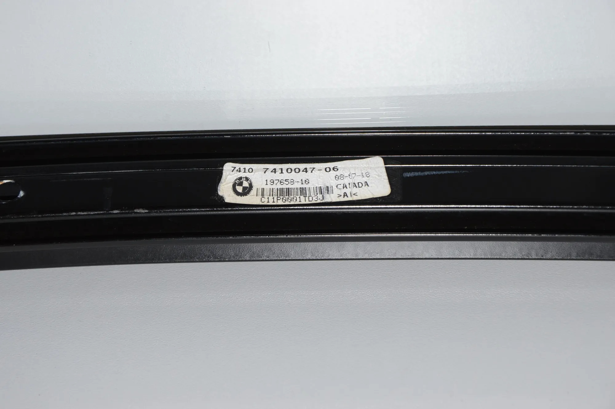 Rear Left Door Vertical Trim – OEM 51357410047 · BMW X3 (G01, F97) (2017 - -) xDrive 30d 2018 – 6