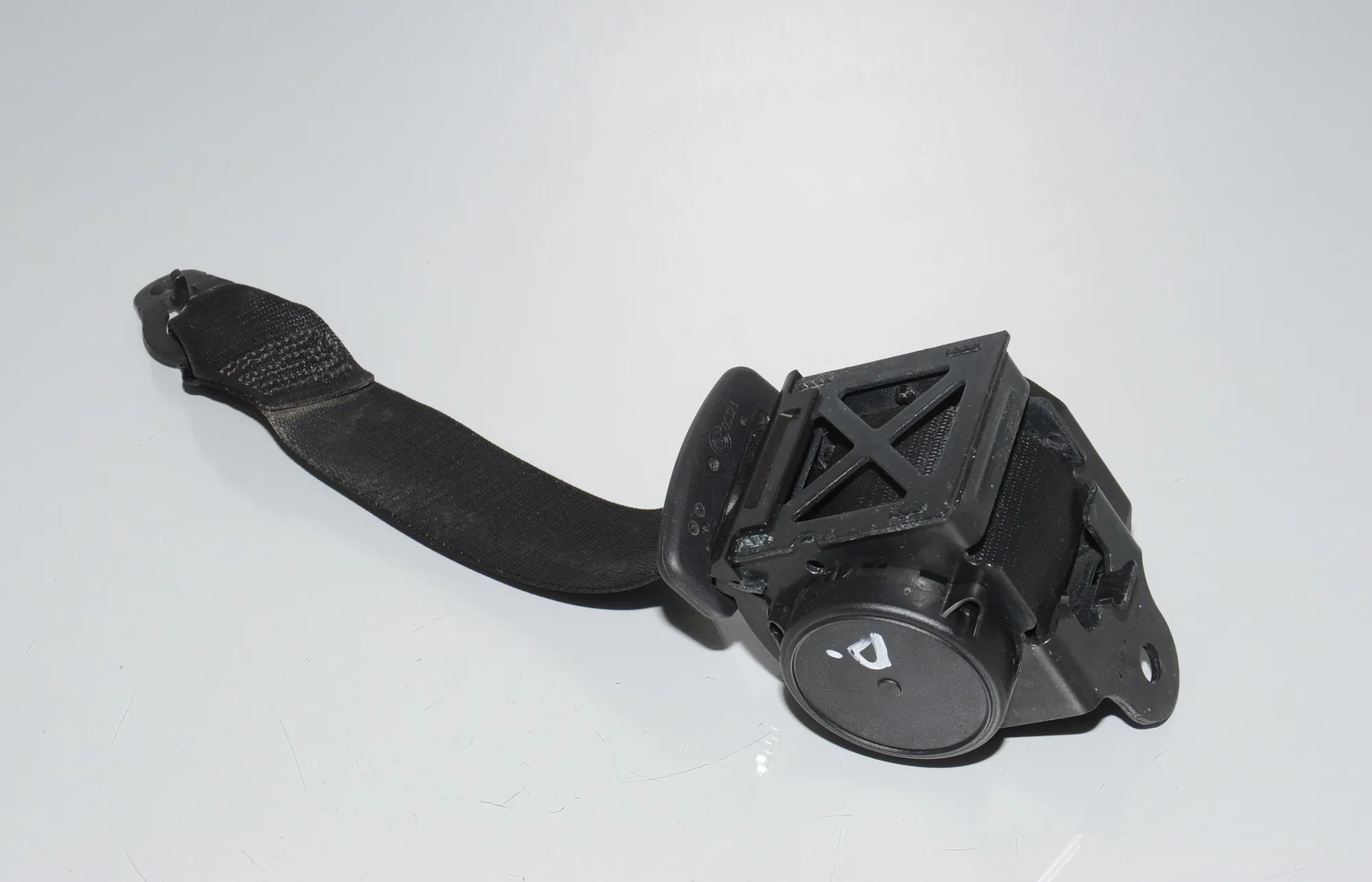 Rear Left Seatbelt – OEM 7243309 · BMW 3 Touring (F31) 320 i 2013 – 3