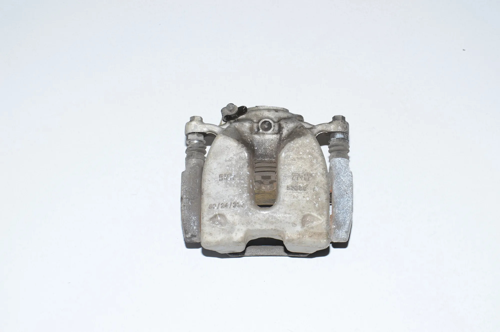 Front Left Brake Caliper – OEM 34106882253 · BMW X3 (G01, F97) BMW X3 (G01, F97) xDrive 30d 2018
