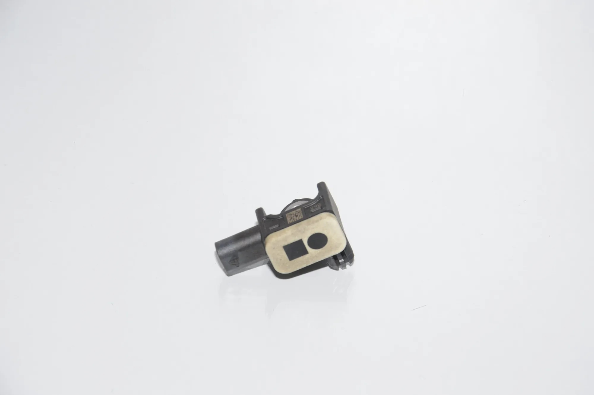 Front Right Impact Sensor – OEM 9234989 · BMW 3 Touring (F31) 320 d xDrive 2017