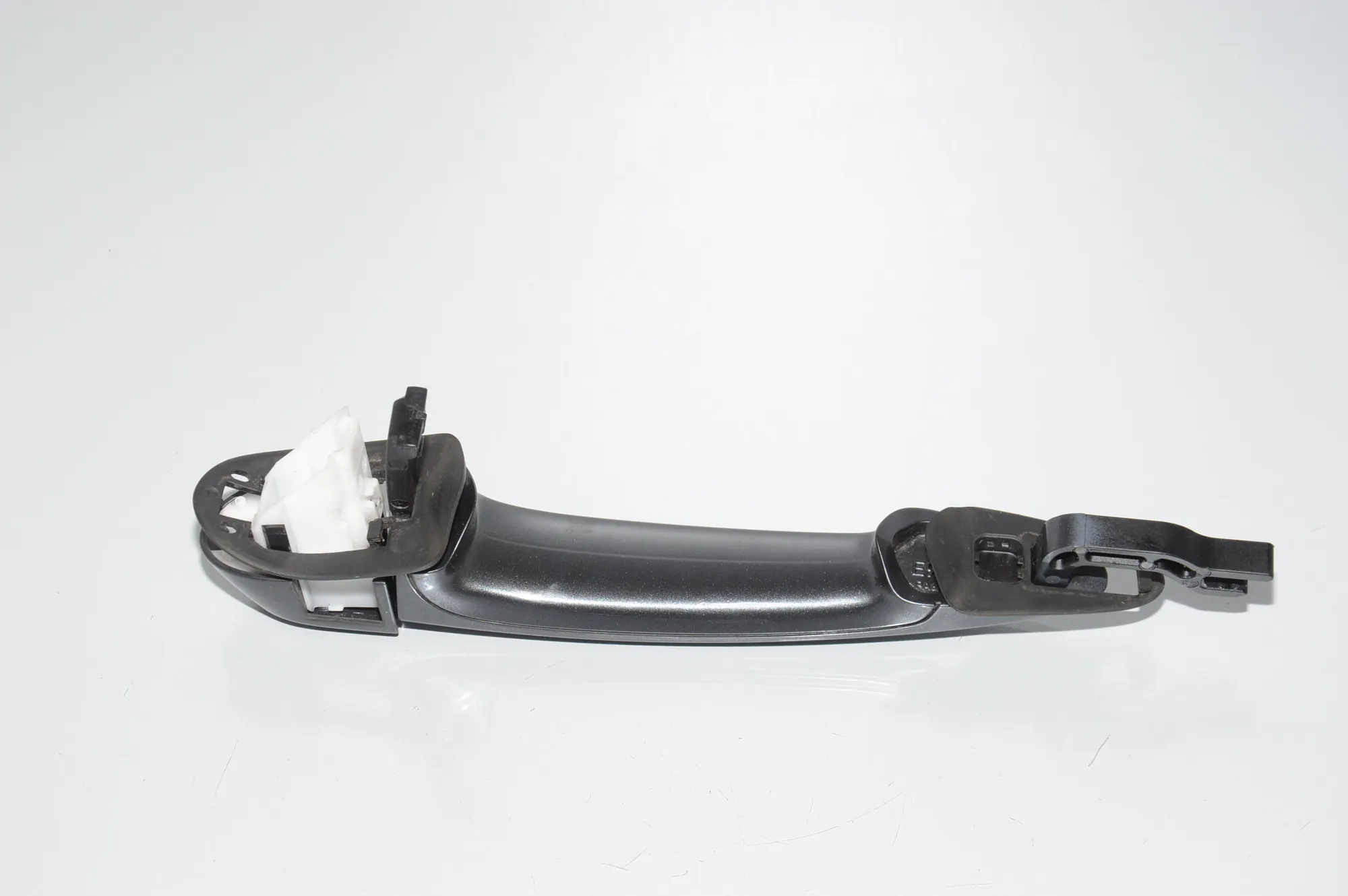 Rear Left Door Exterior Handle – OEM 51217207561 · BMW 3 Touring (F31) 320 d xDrive 2017 – 3