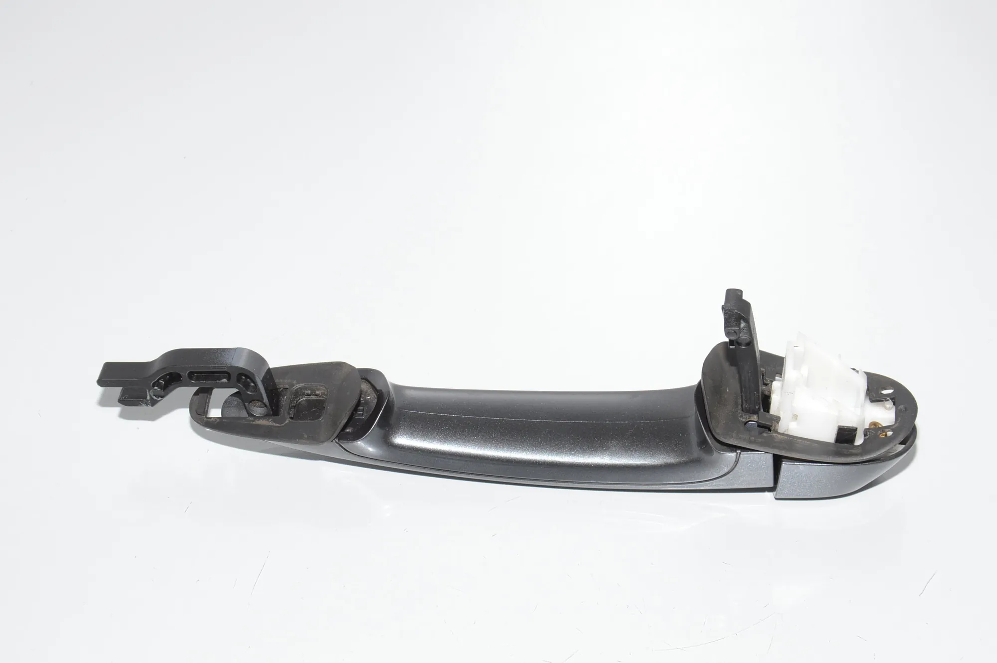 Rear Left Door Exterior Handle – OEM 51217207561 · BMW 3 Touring (F31) 320 d xDrive 2017 – 4