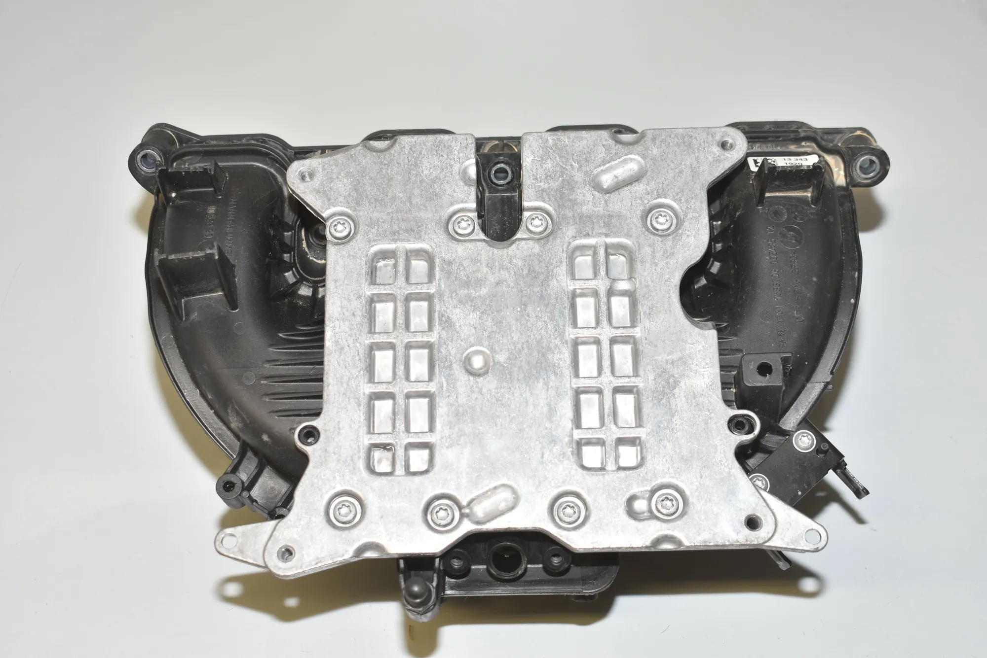 Intake Manifold – OEM 11617588126 · BMW 3 Touring (F31) 320 i 2013 – 2