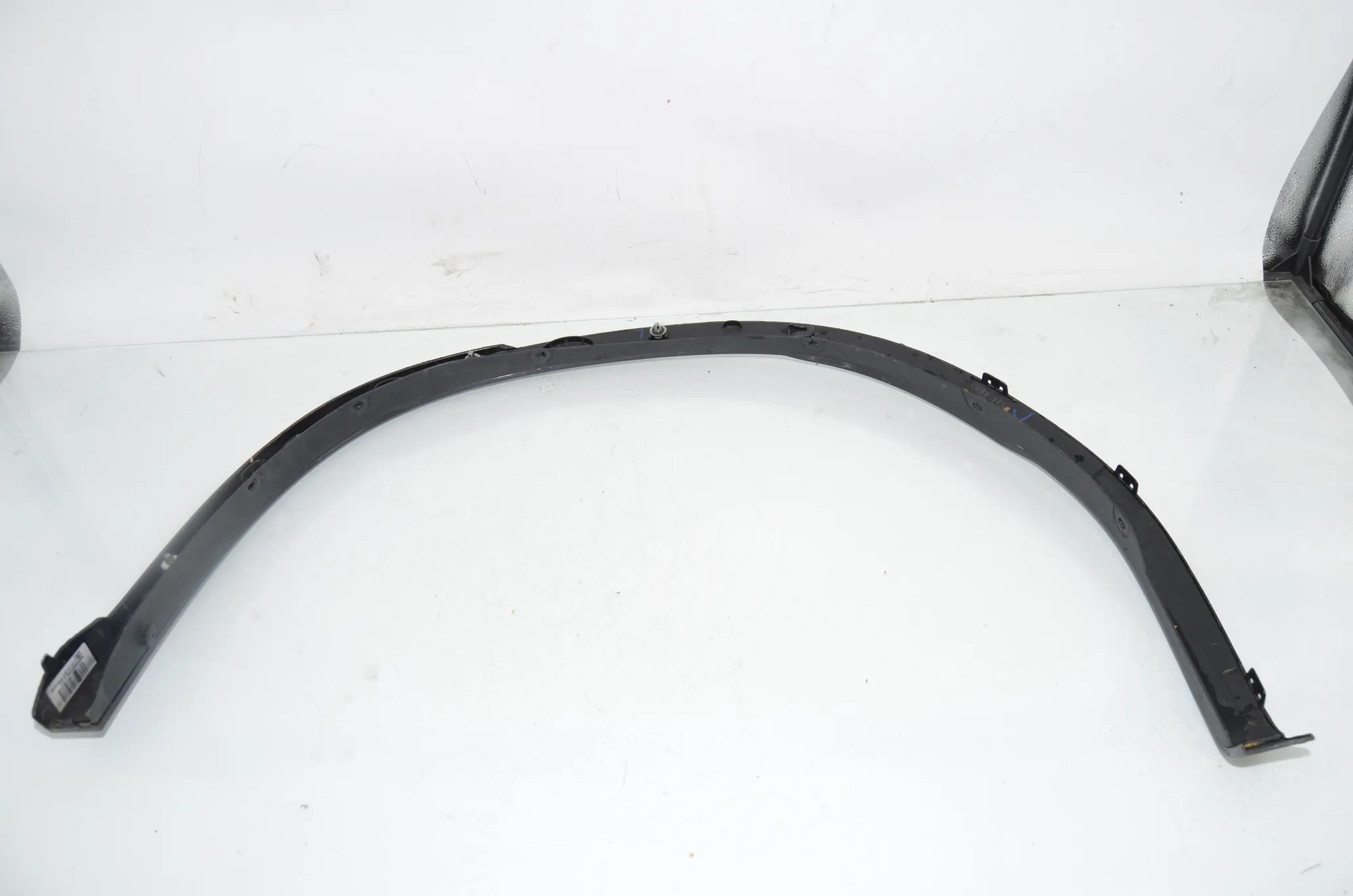 Rear Right Fender Molding – OEM 8064828 · BMW iX3 (G08) BMW iX3 (G08) Electric (286 HP) 2022 – 3