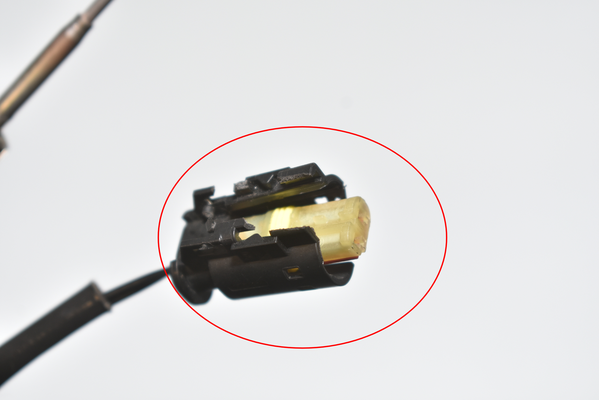 Temperature Sensor – OEM 8570234 · BMW 3 Touring (F31) 320 d 2017 – 3