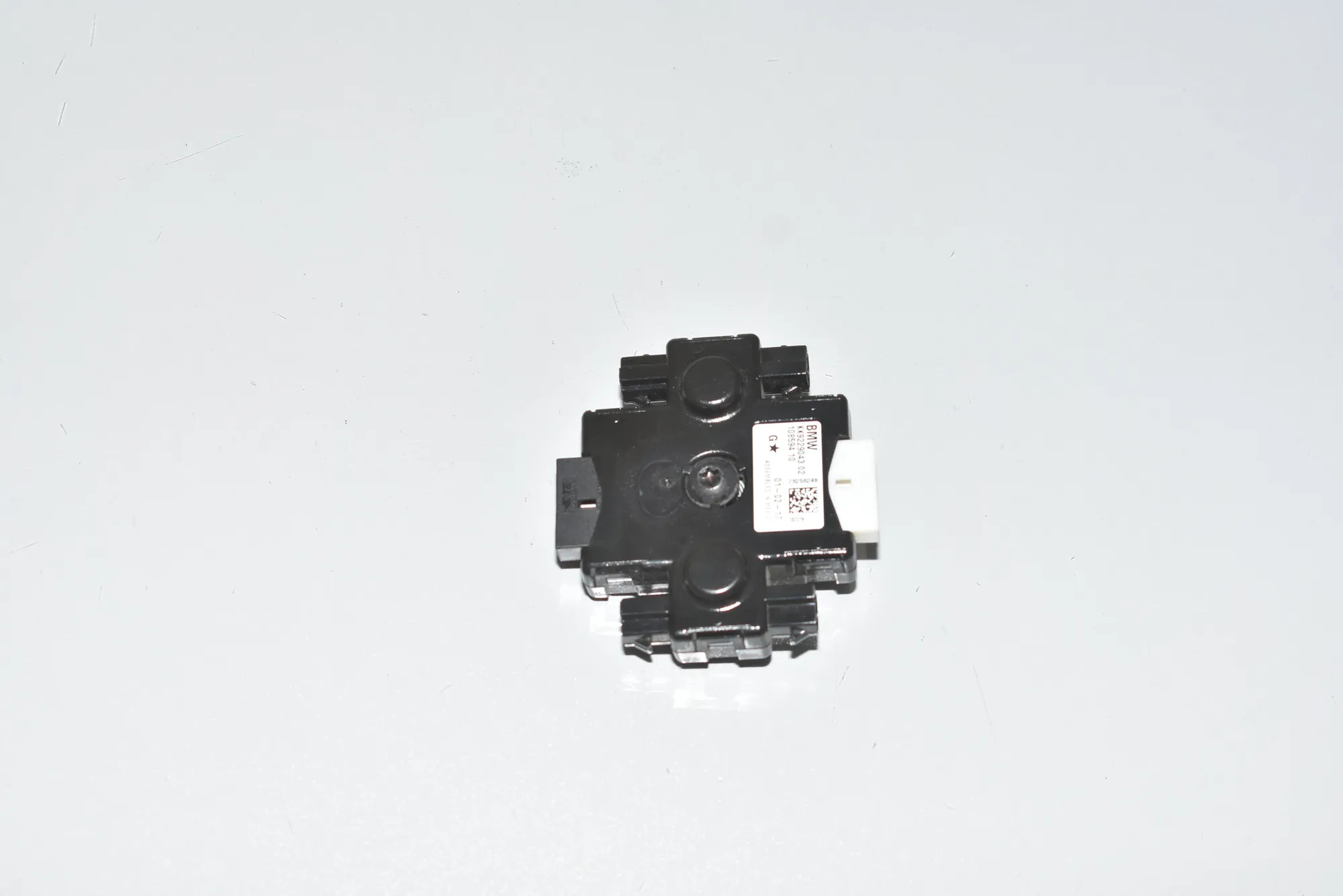 Antenna Amplifier – OEM 9229043 · BMW 3 Touring (F31) 320 d 2017 – 2