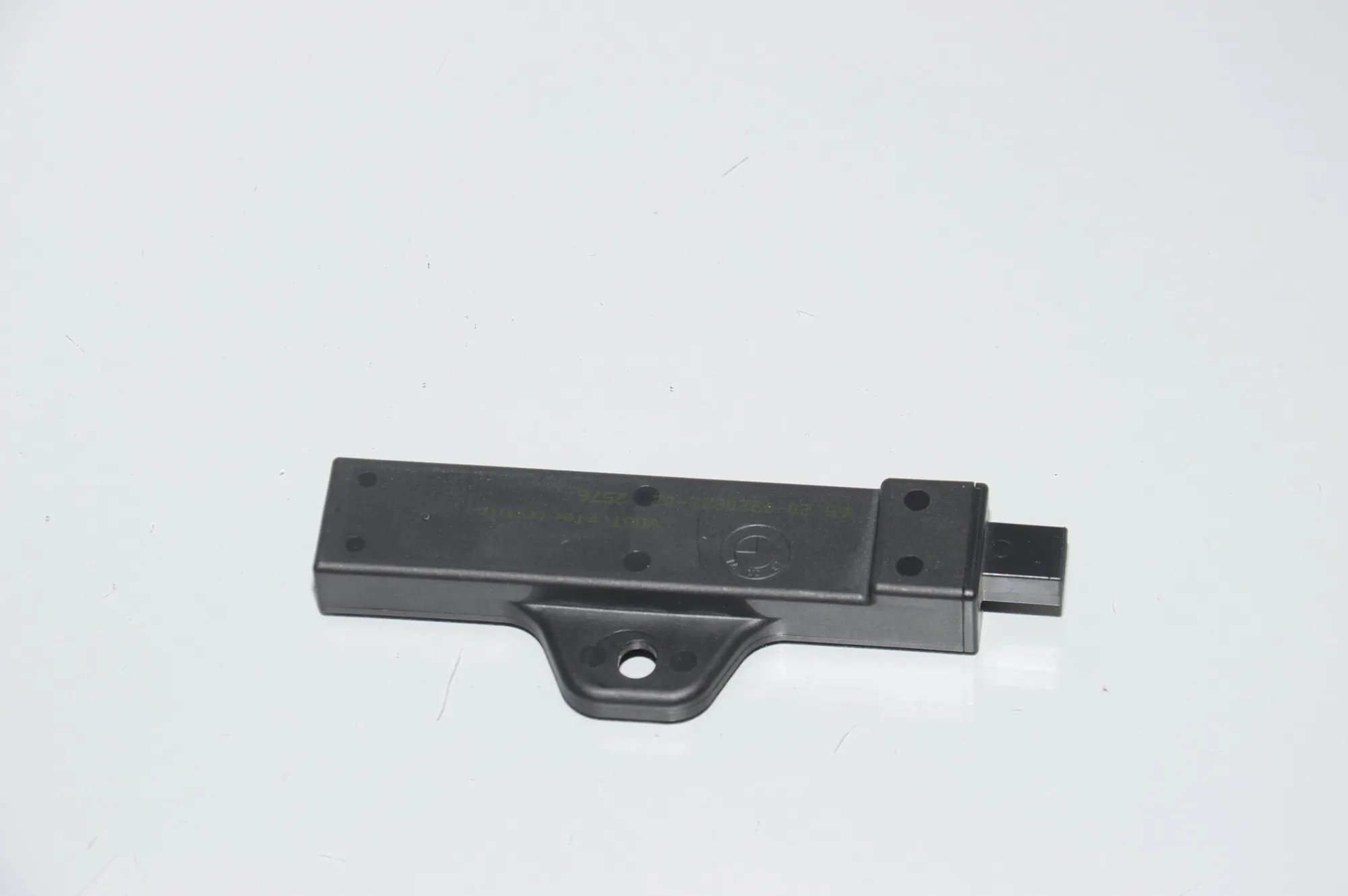 Antenna – OEM 65209220832 · BMW 3 (F30, F80) BMW 3 (F30, F80) 316 d 2011 – 2
