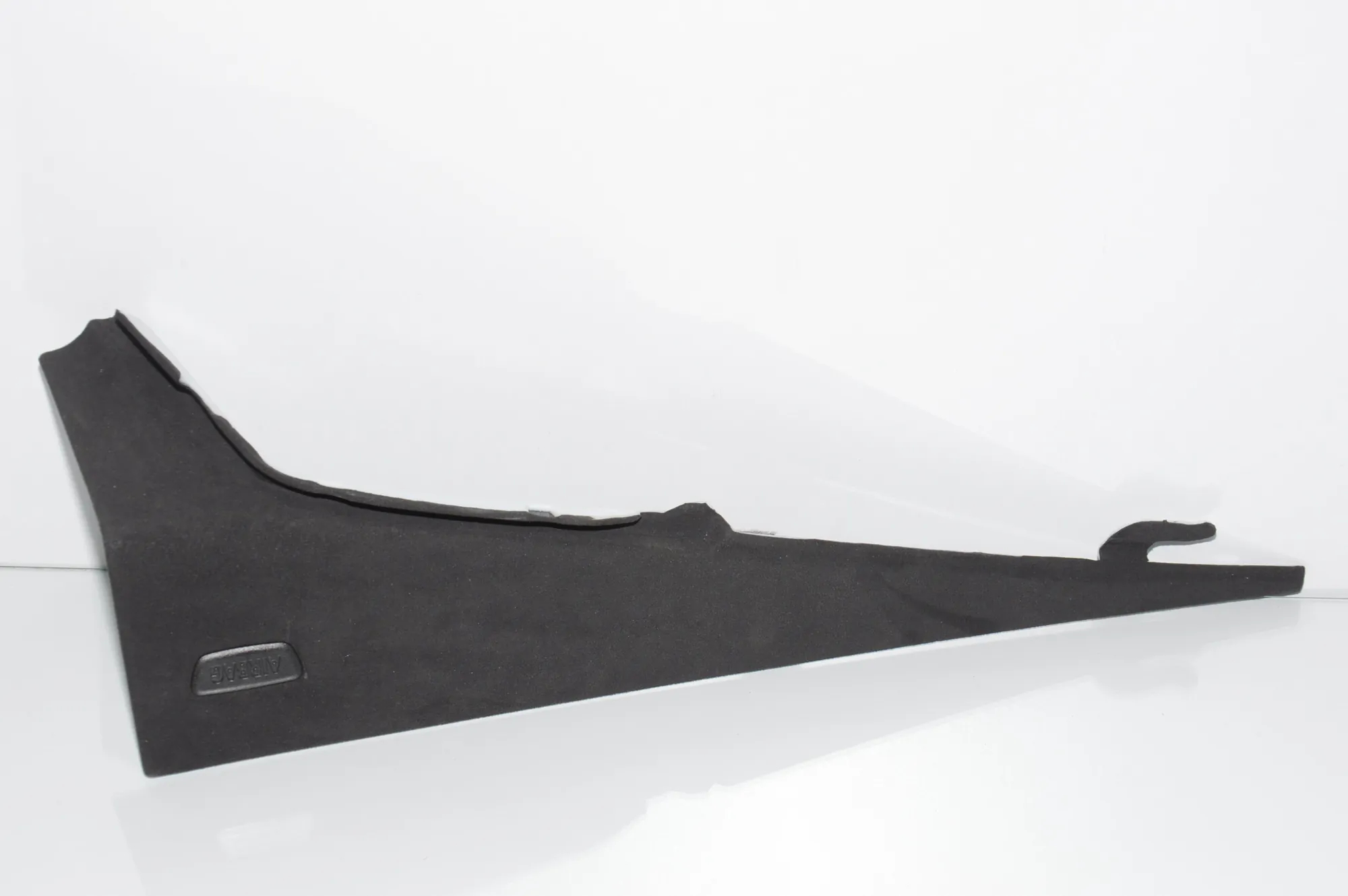 Rear Left Pillar Trim – OEM 51438076105 · BMW 8 Coupe (G15, F92) BMW 8 Coupe (G15, F92) 840 d xDrive 2018