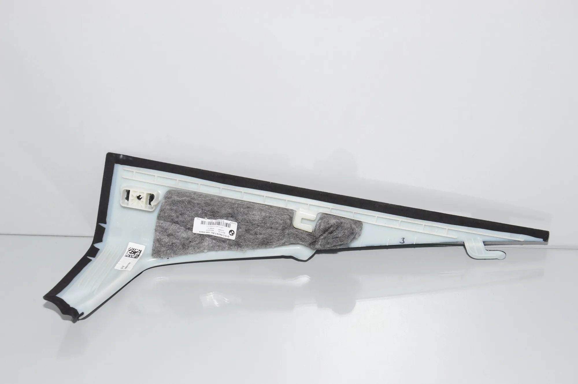 Rear Left Pillar Trim – OEM 51438076105 · BMW 8 Coupe (G15, F92) BMW 8 Coupe (G15, F92) 840 d xDrive 2018 – 3