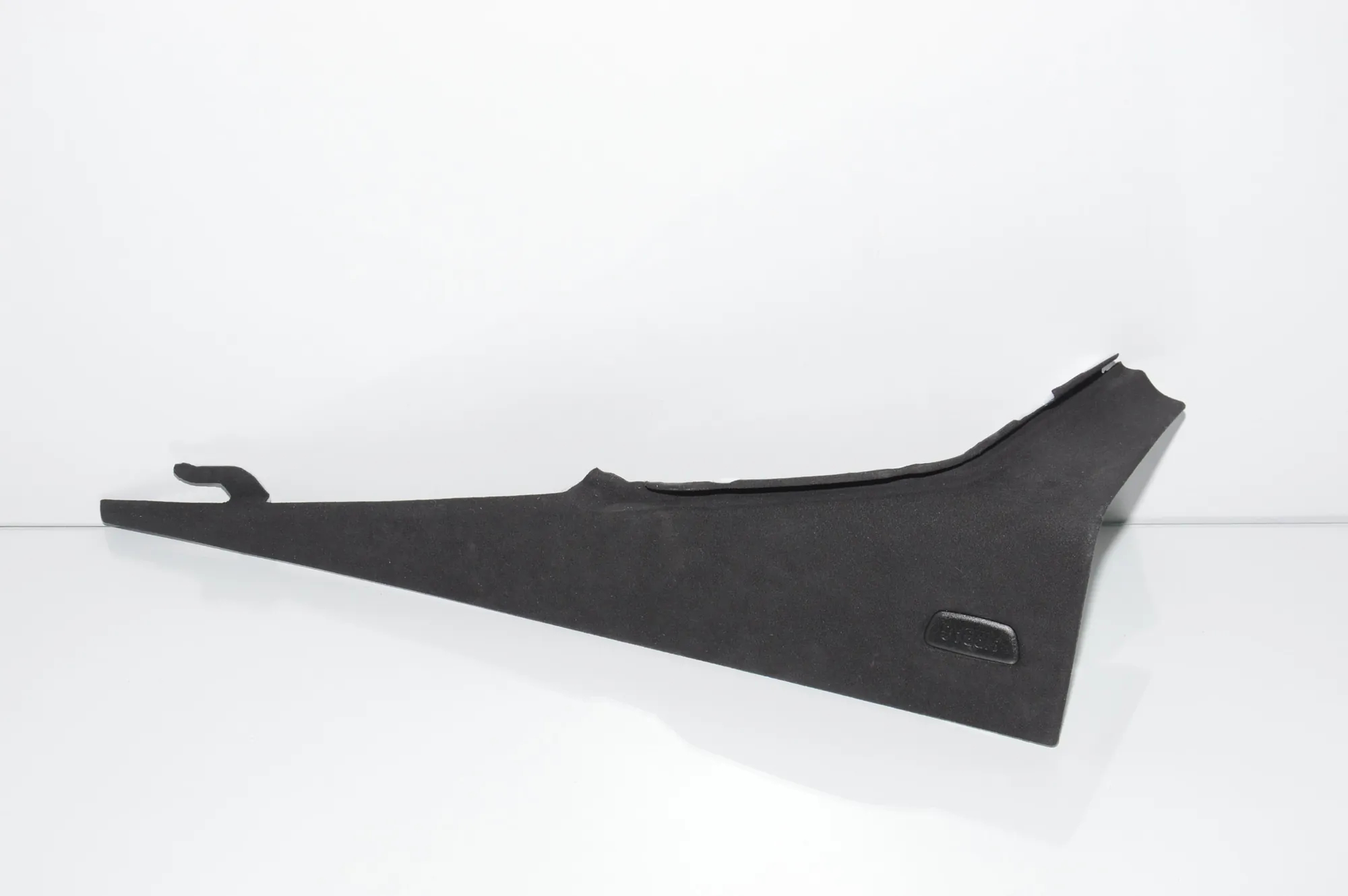Right Side Pillar Trim – OEM 51438076106 · BMW 8 Coupe (G15, F92) BMW 8 Coupe (G15, F92) 840 d xDrive 2018 – 2
