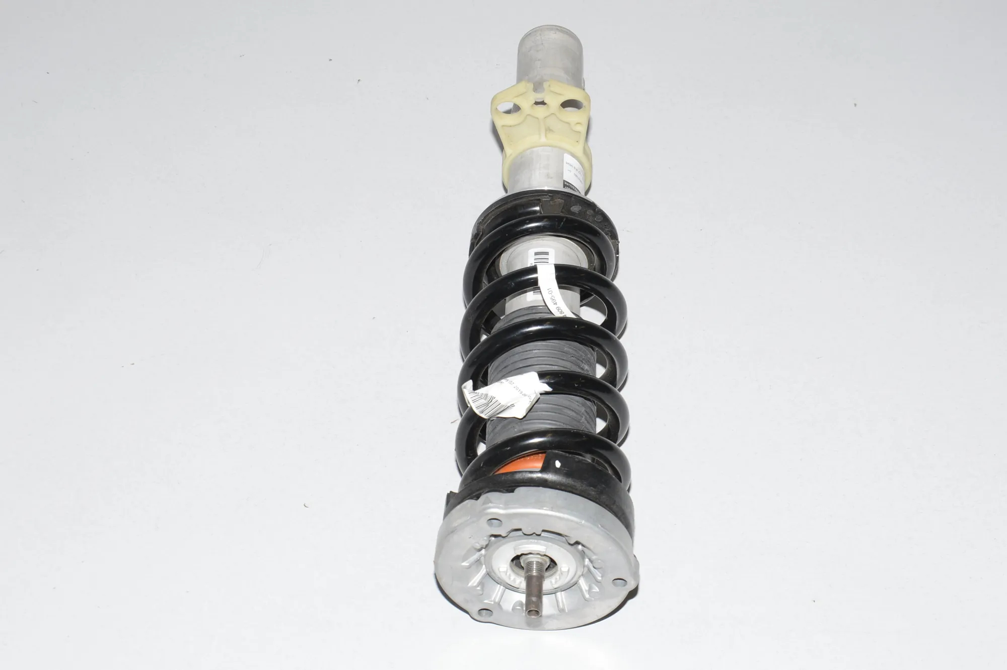 Front Right Shock Absorber – OEM 4802380 · BMW M8 Coupe F92 BMW M8 Coupe F92 (G15, F92) M8 2019 – 4