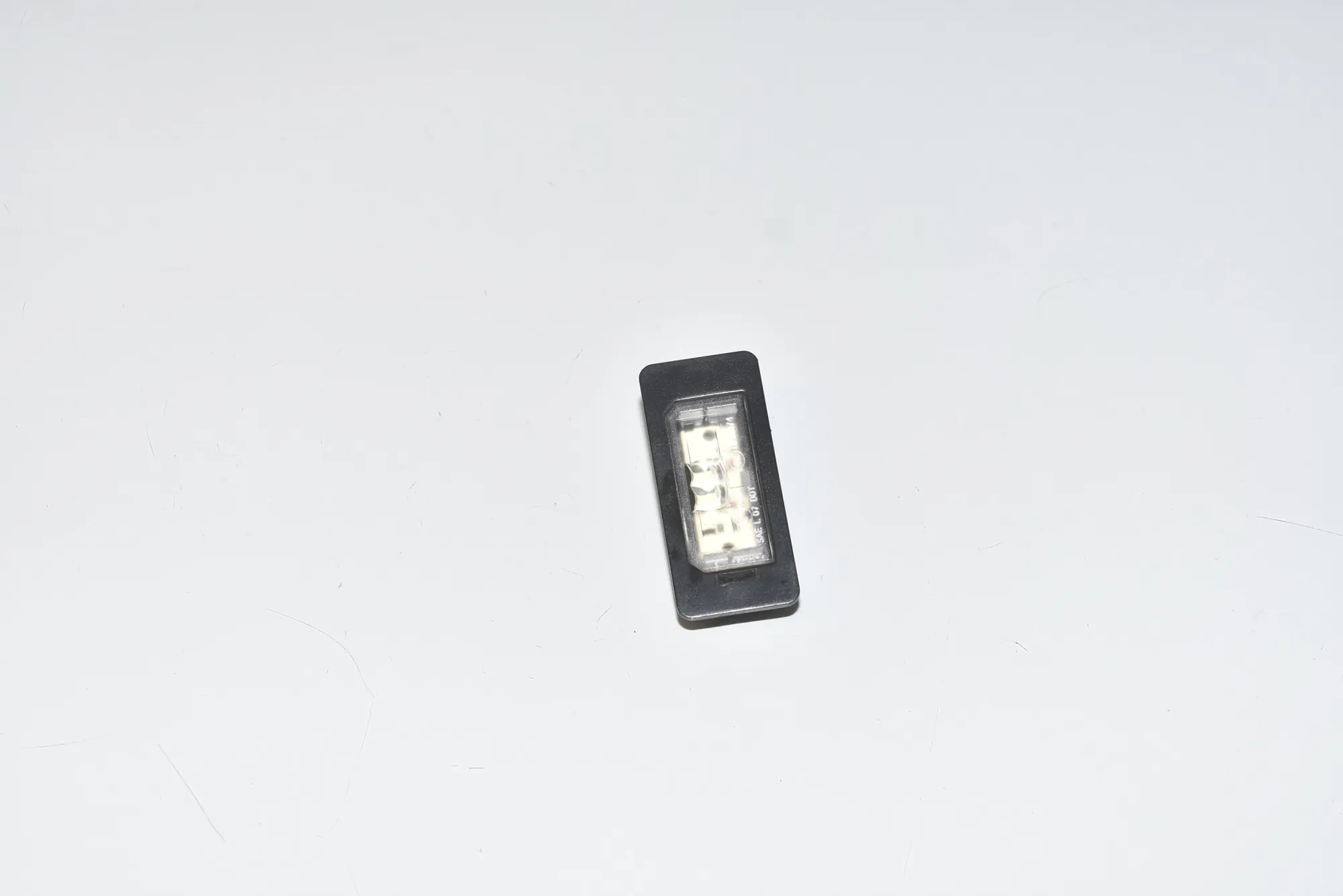 License Plate Lights – OEM 63267193293 · BMW 3 (E90) 325 d 2011 – 2