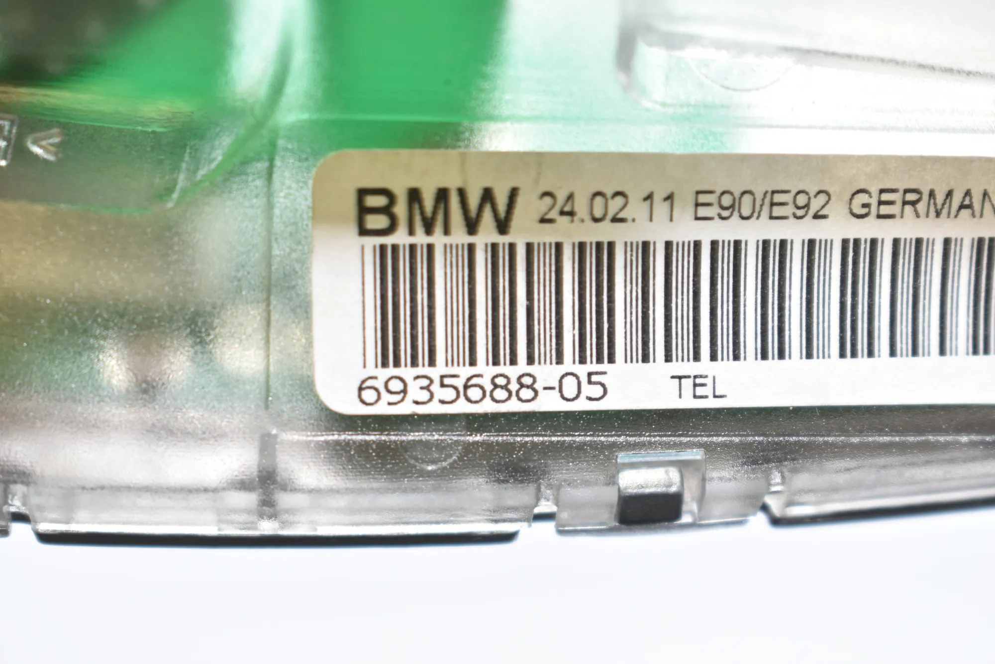 Antenna – OEM 6935688 · BMW 3 (E90) 325 d 2011 – 4