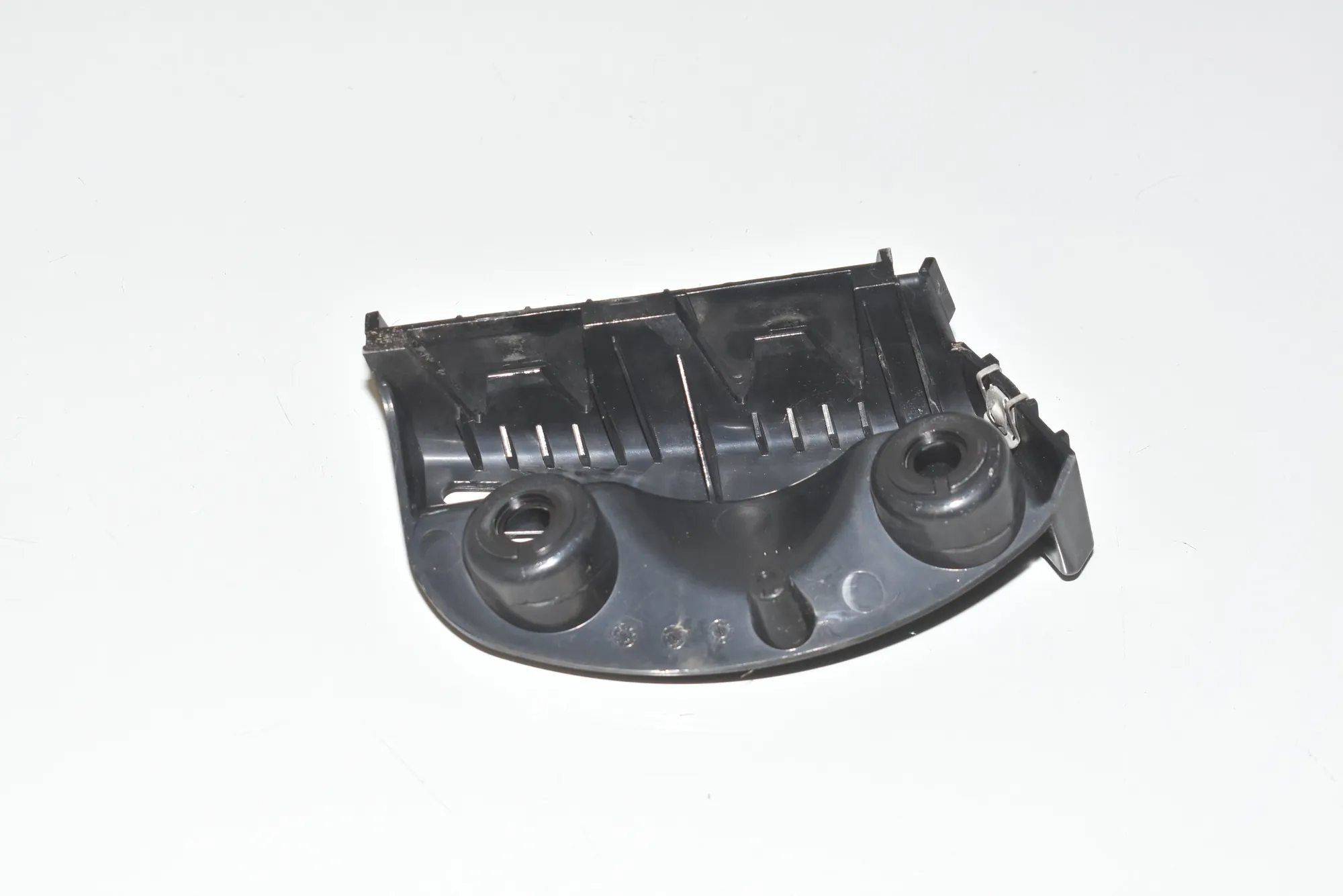 Rear Right Bumper Bracket – OEM 51127118194 · BMW 3 (E90) 325 d 2011