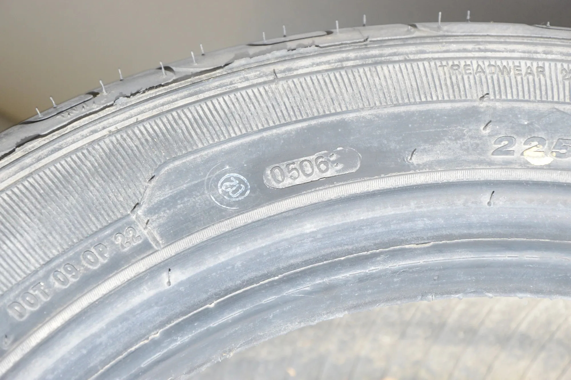 Tire · BMW 5 (E39) BMW 5 (E39) 520 d 2000 – 4