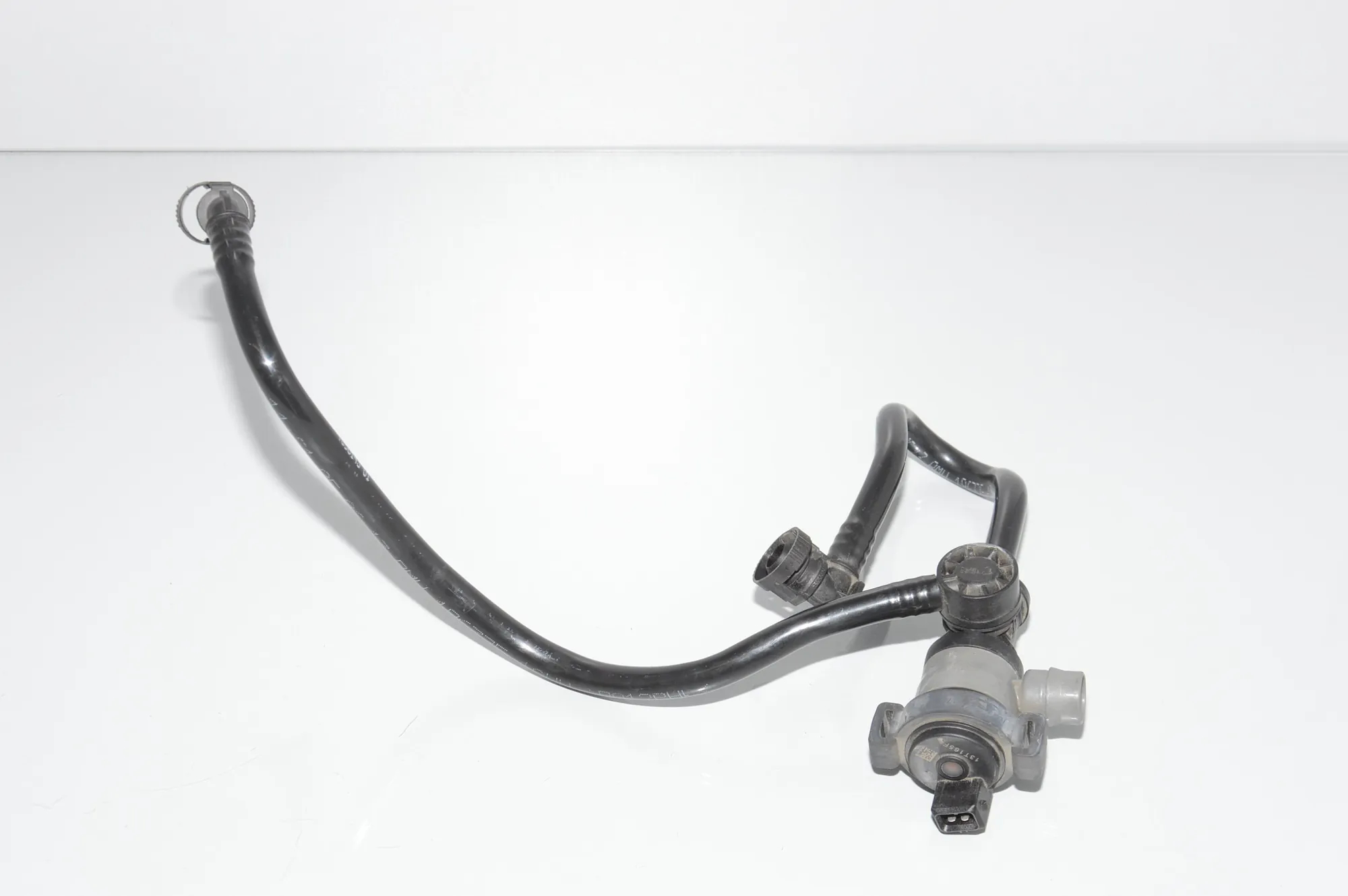 Vacuum Valve – OEM 7636144 · BMW 3 Gran Turismo (F34) 328 i 2013