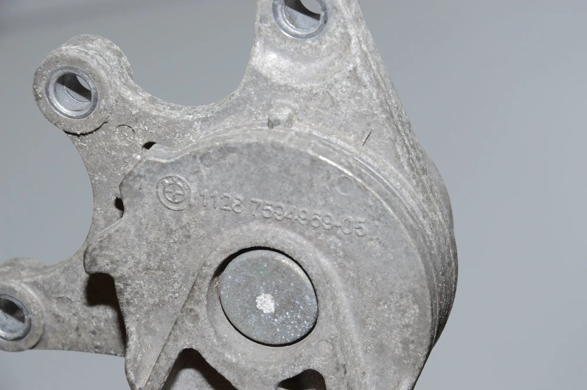 Belt Tensioner – OEM 7594969 · BMW 3 Gran Turismo (F34) 328 i 2013 – 5