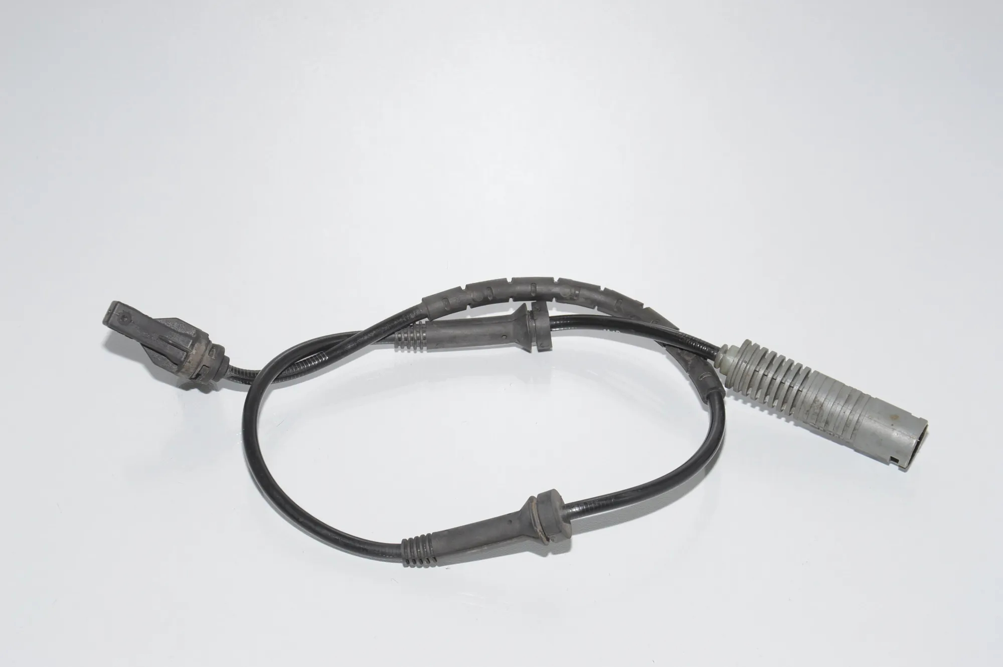 Front Right ABS Sensor – OEM 6762465 · BMW 3 (E90) 318 d 2008 – 2
