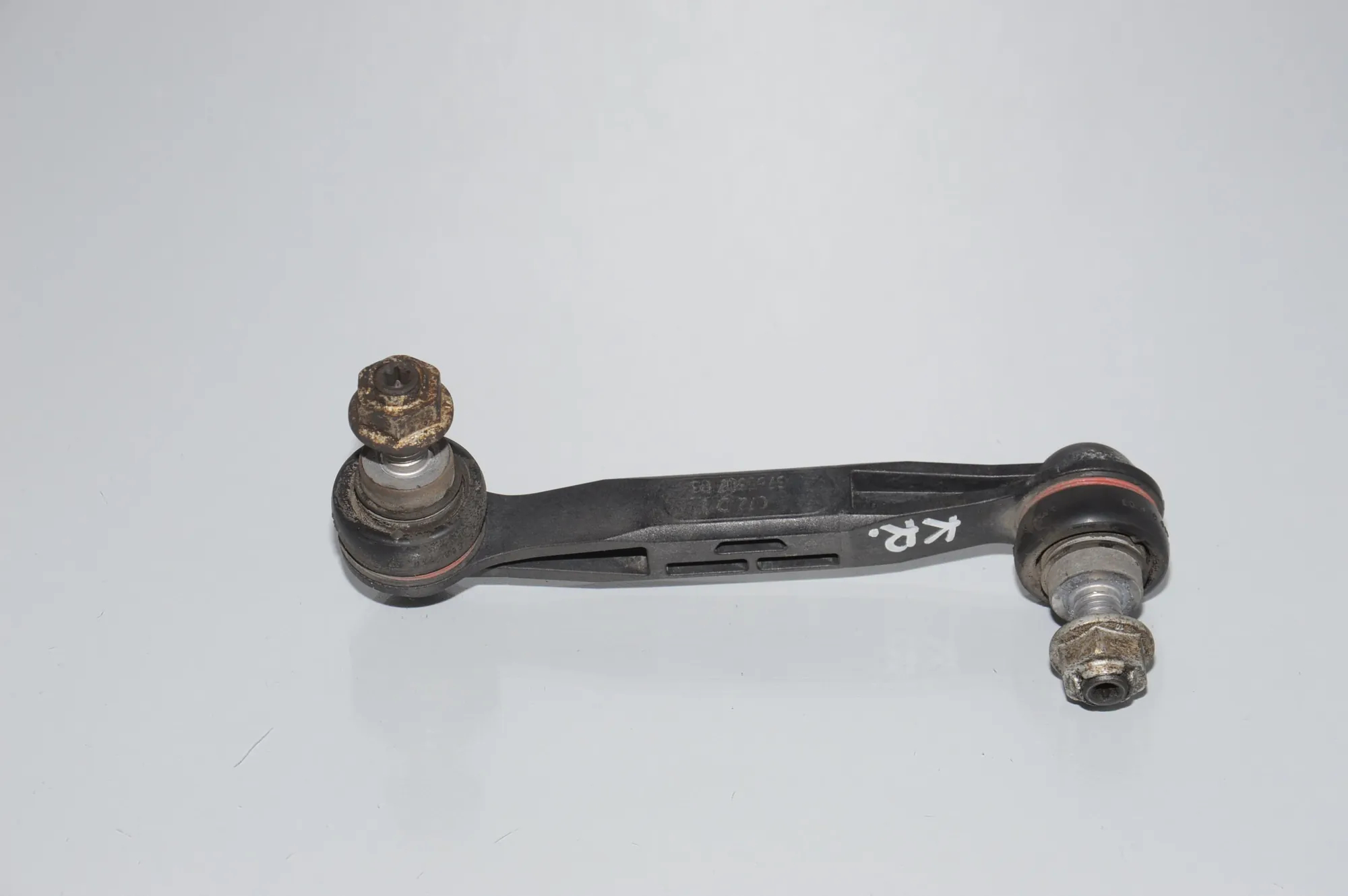Rear Left Stabilizer Link – OEM 33506785607 · BMW 3 Touring (F31) 318 d 2018 – 4