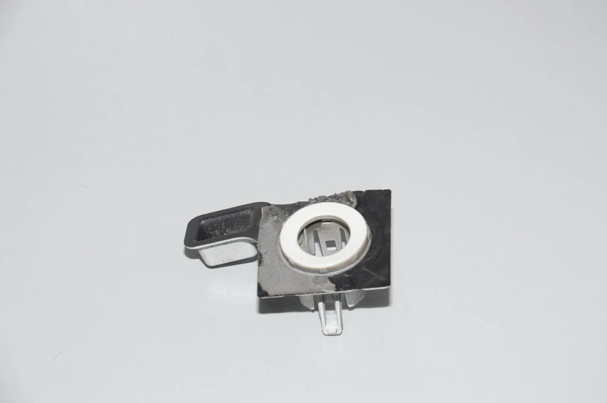 Parking Sensor Holder – OEM 51127488983 · BMW 6 Gran Turismo (G32) (2017 - -) 640 i 2018 – 4