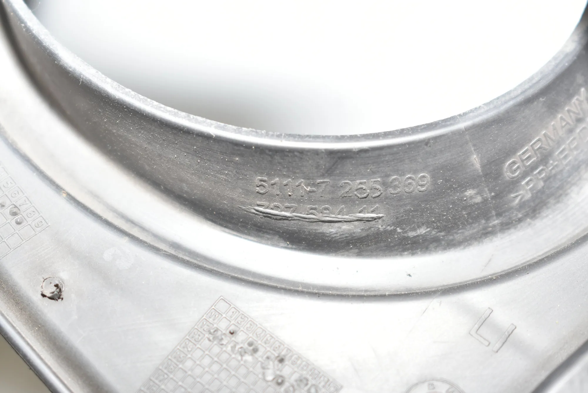 Front Left Grill – OEM 51117255369 · BMW 3 (F30, F80) BMW 3 (F30, F80) 320 d 2012 – 4
