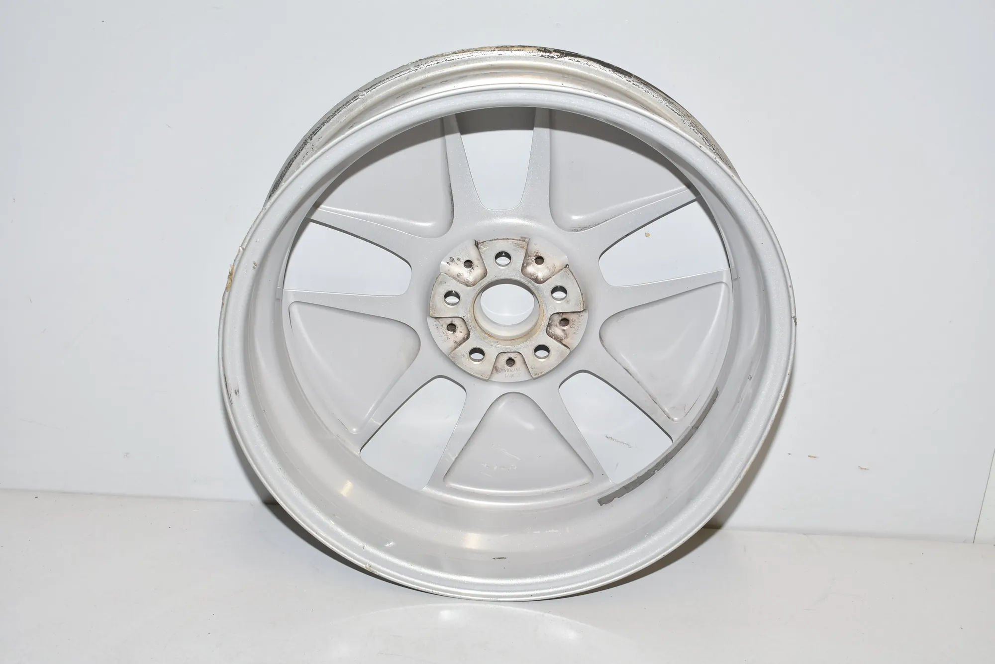 Alloy Wheel – OEM 6852053 · BMW i3 (I01) BMW i3 (I01) Electric 2016 – 5