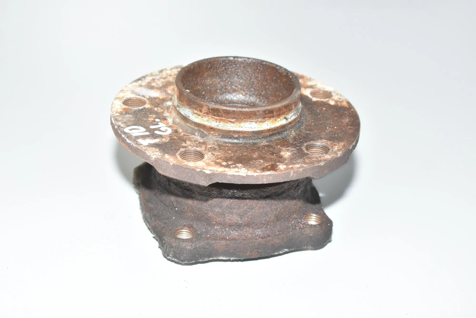 Rear Left Wheel Bearing – OEM 33006867806 · BMW 5 (F10) 525 d 2010 – 2