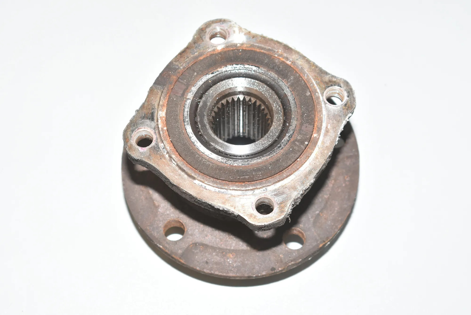 Rear Right Wheel Bearing – OEM 6867806 · BMW 5 (F10) 525 d 2010 – 3