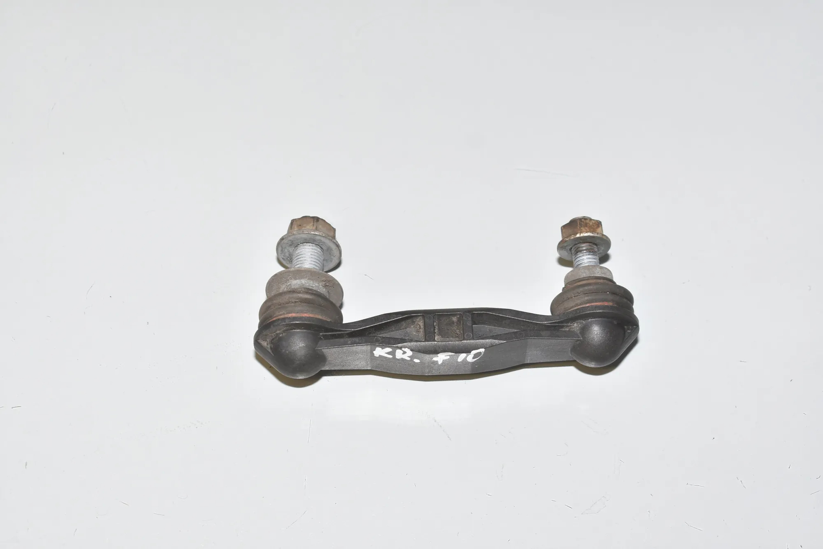 Rear Left Stabilizer Link – OEM 33556777635 · BMW 5 (F10) 525 d 2010 – 2