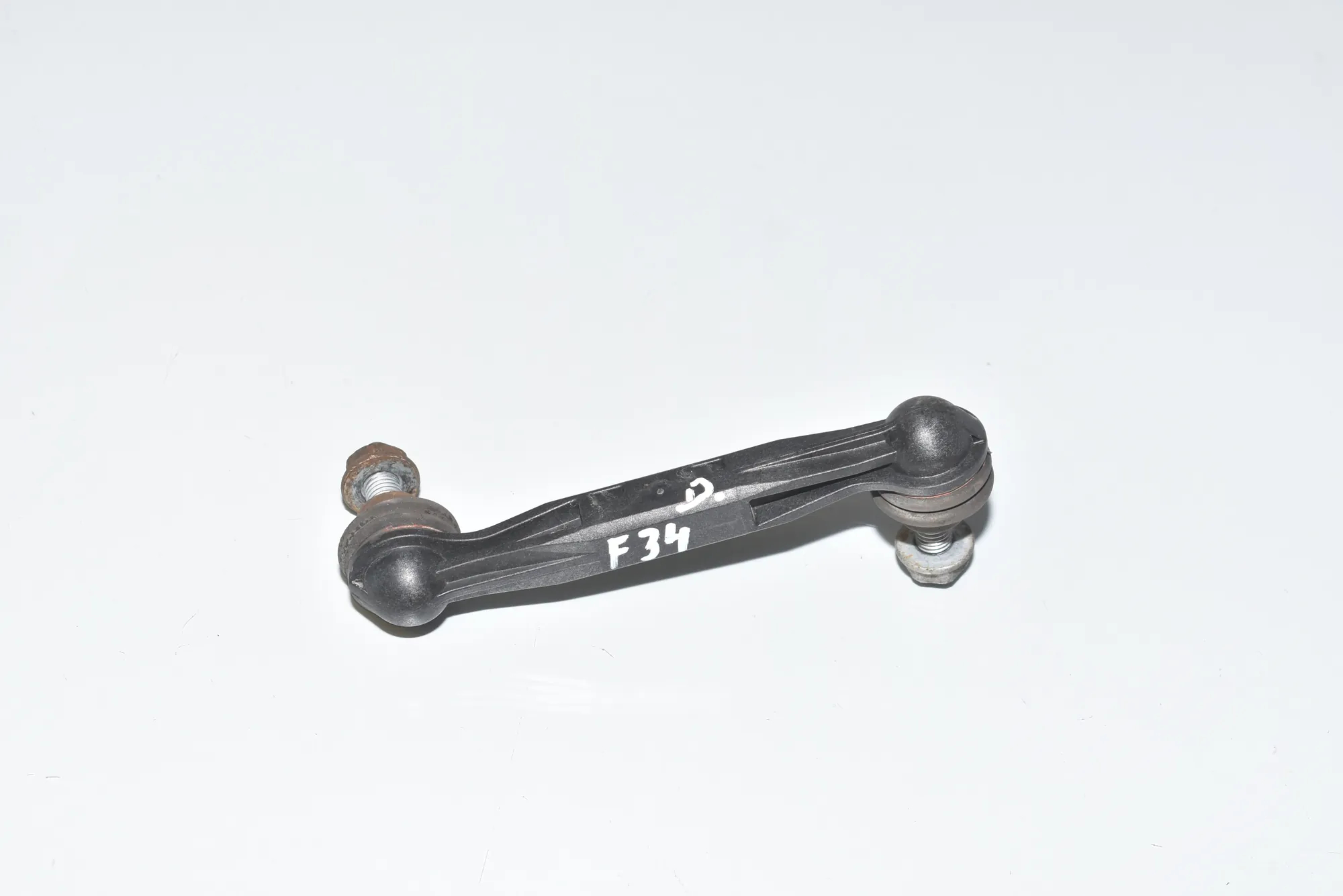 Rear Right Stabilizer Link – OEM 33506785608 · BMW 3 Gran Turismo (F34) 328 i 2013 – 2