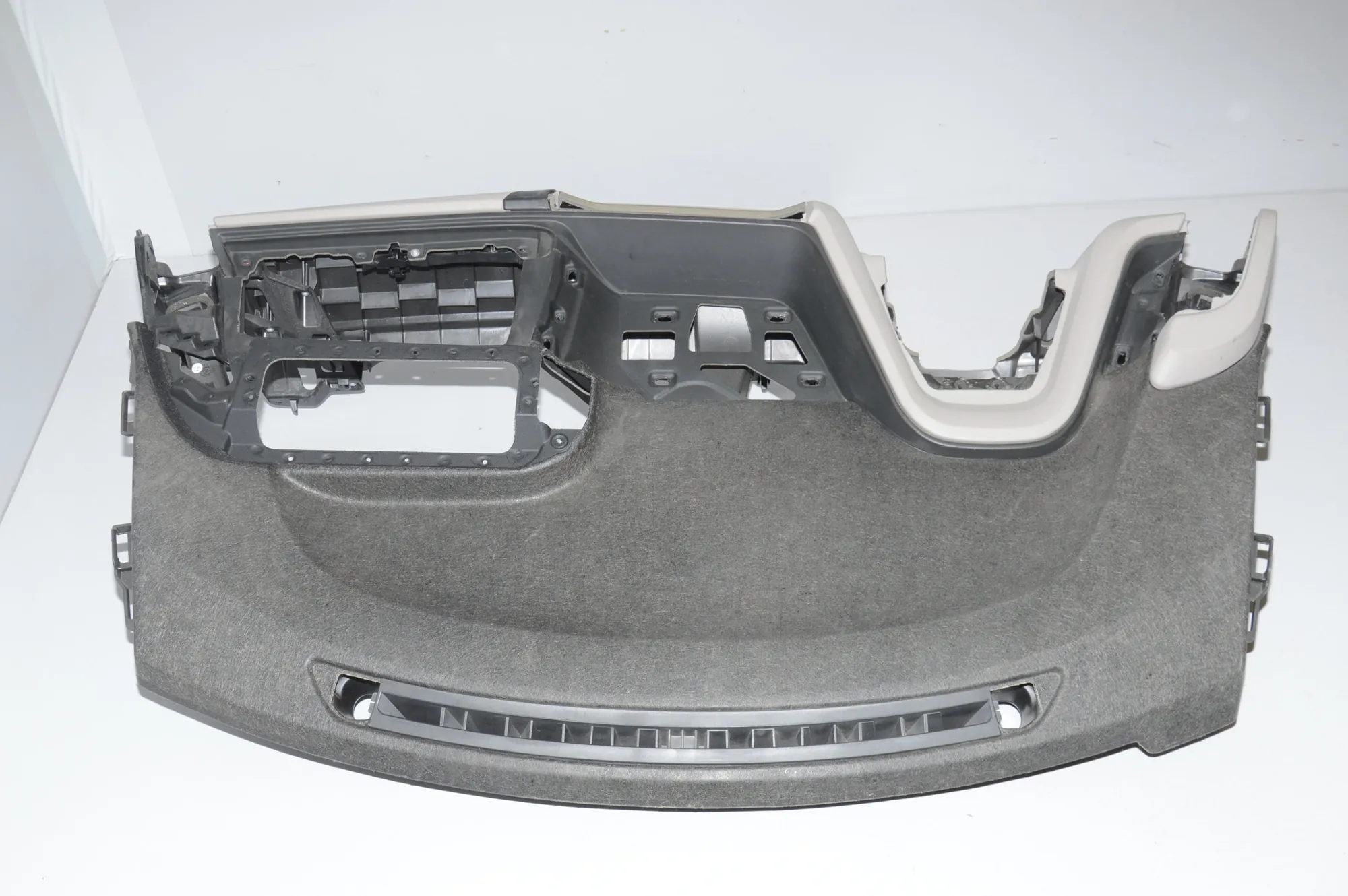 Dashboard – OEM 7D64615 · BMW i3 (I01) BMW i3 (I01) Electric 2019 – 3