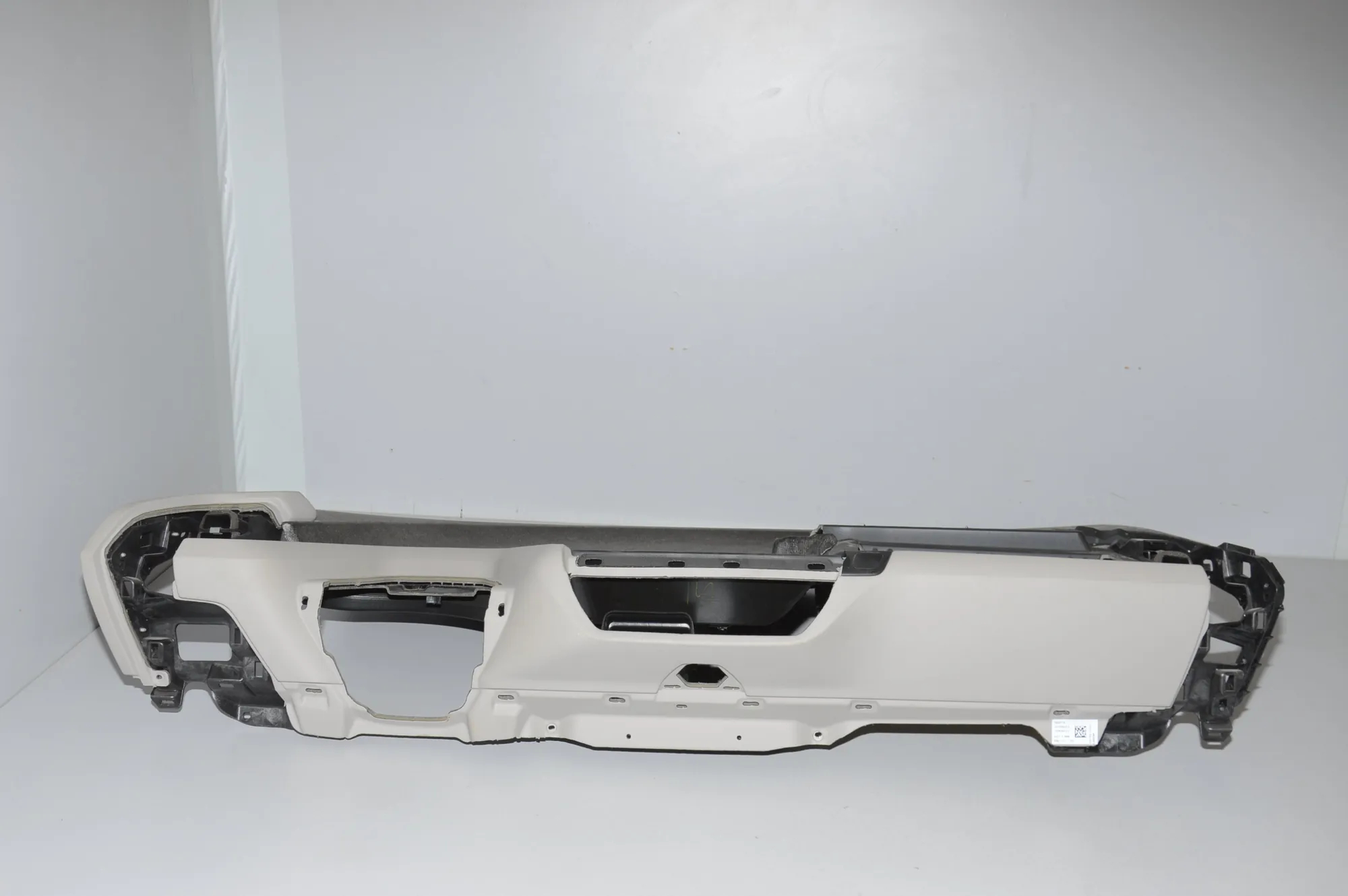 Dashboard – OEM 7D64615 · BMW i3 (I01) BMW i3 (I01) Electric 2019 – 2