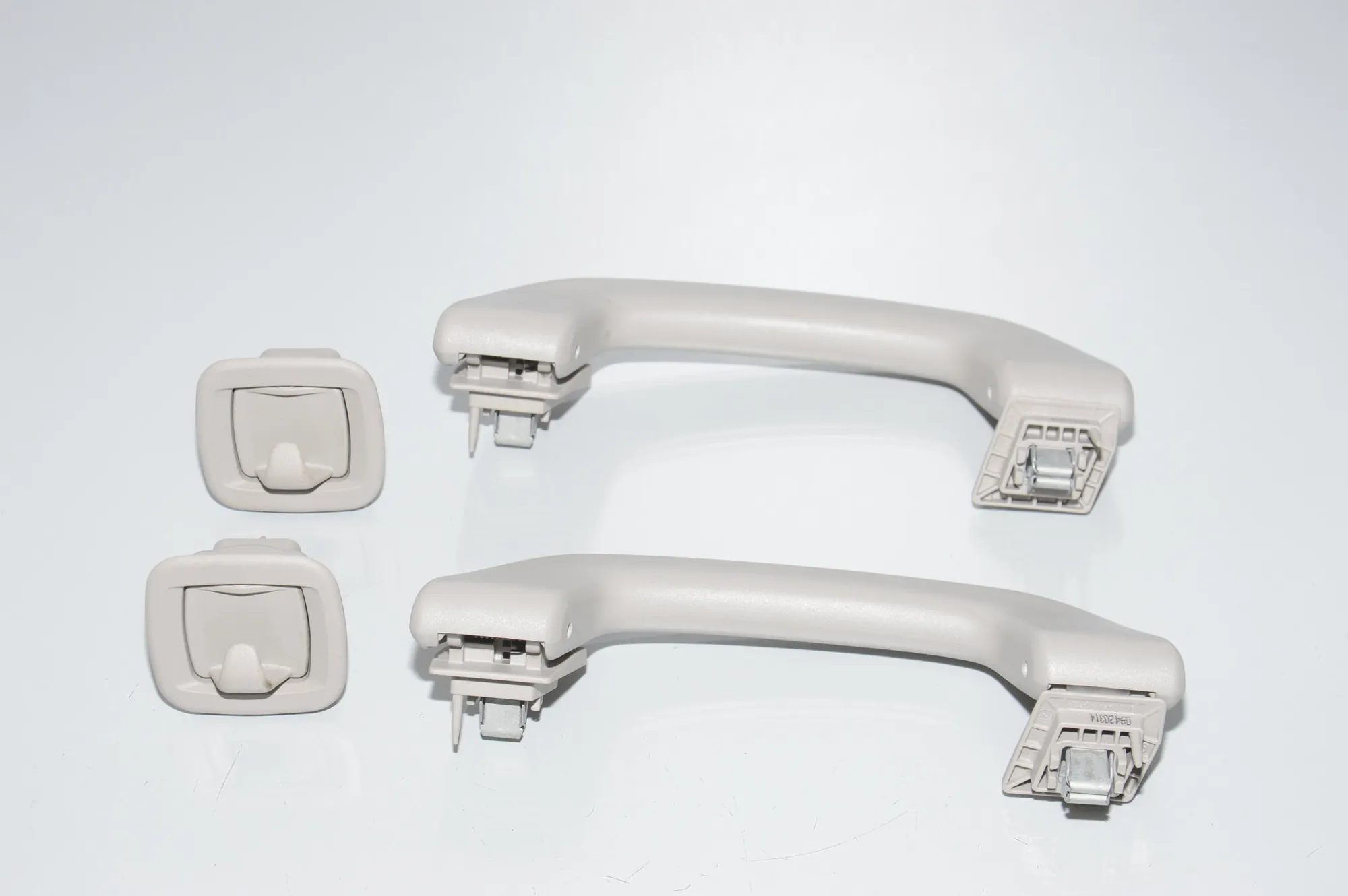 Front Left Roof Handle – OEM 51167359436 · BMW i3 (I01) Hybrid 2014 – 2