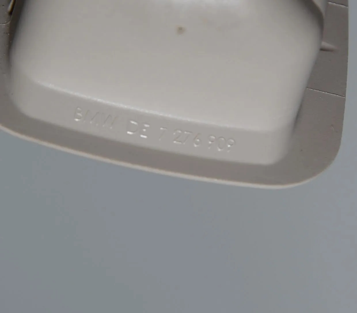 Front Left Roof Handle – OEM 51167359436 · BMW i3 (I01) Hybrid 2014 – 5