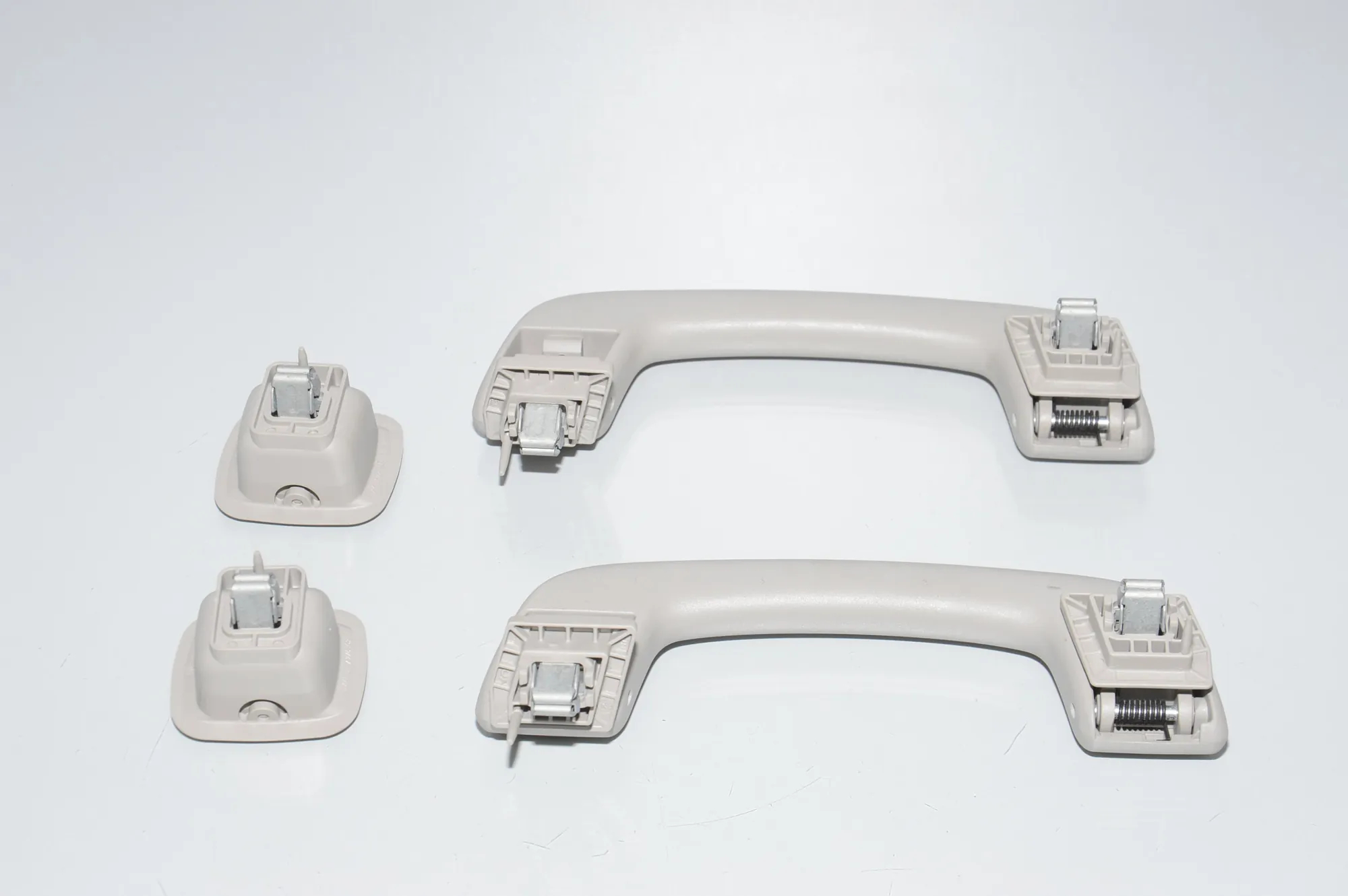Front Left Roof Handle – OEM 51167359436 · BMW i3 (I01) Hybrid 2014 – 4