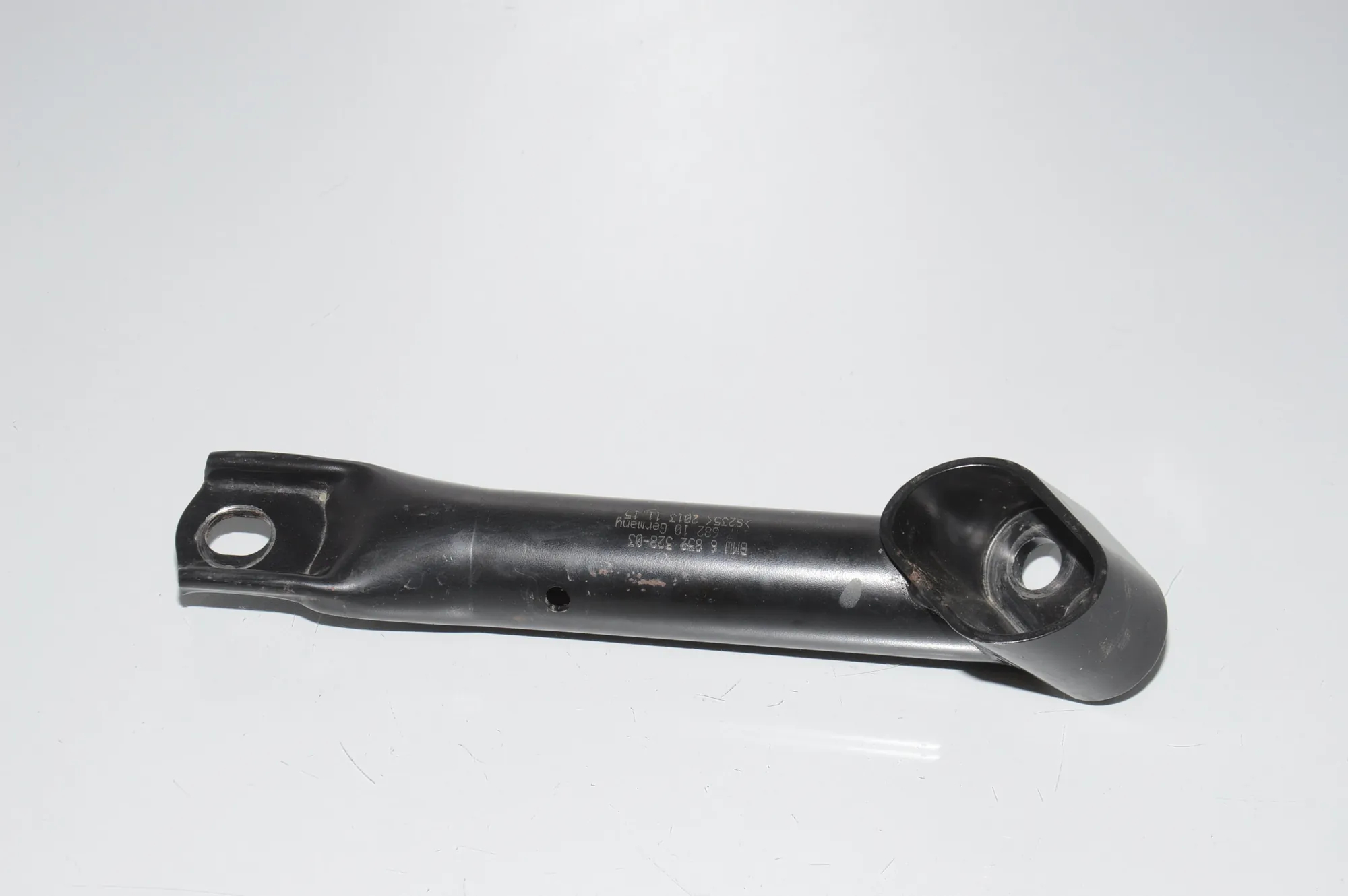 Other Body Parts – OEM 6852528 · BMW i3 (I01) Hybrid 2014 – 3