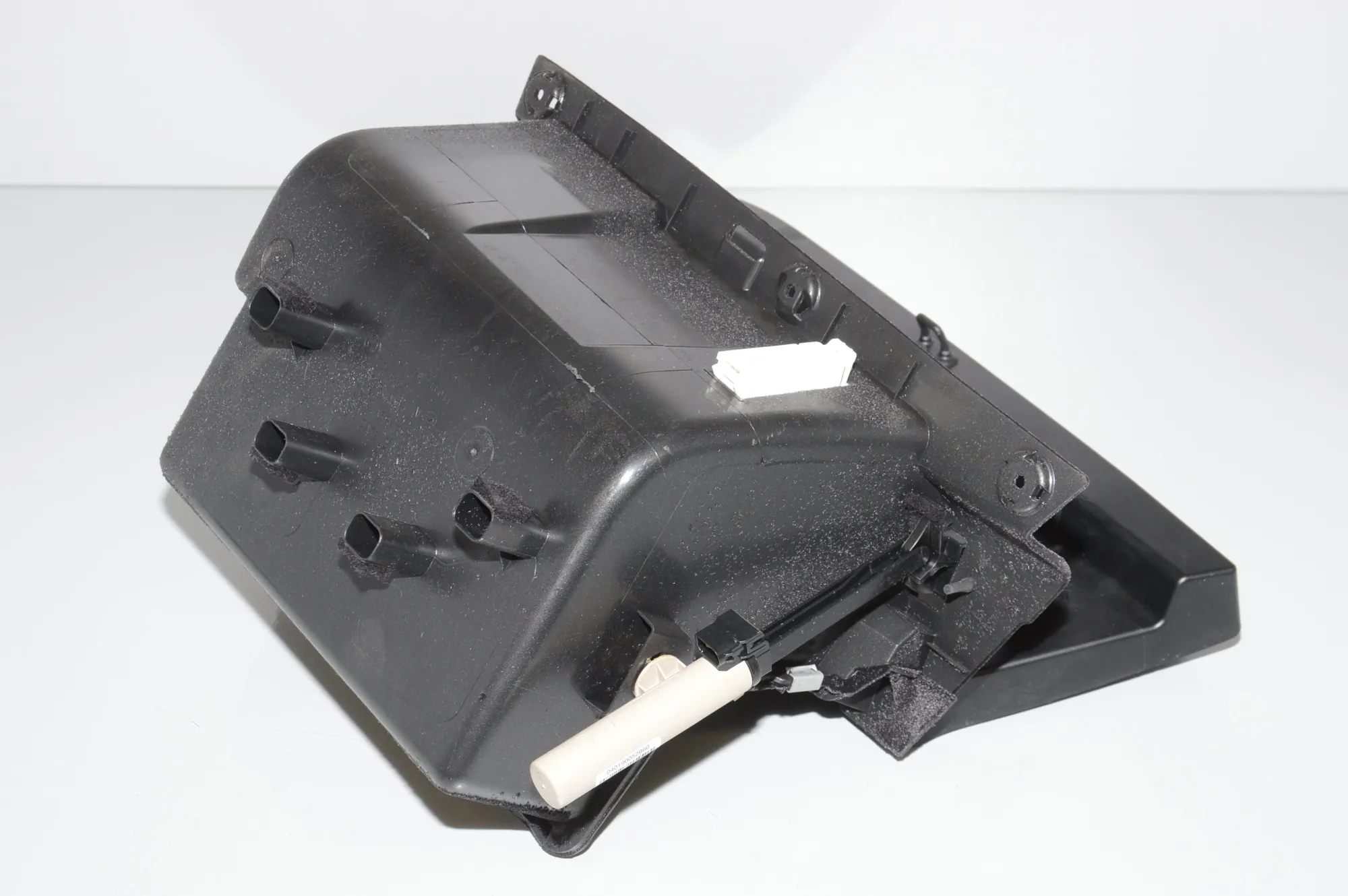 Glove Compartment – OEM 9283011 · BMW i3 (I01) BMW i3 (I01) Electric 2019 – 4